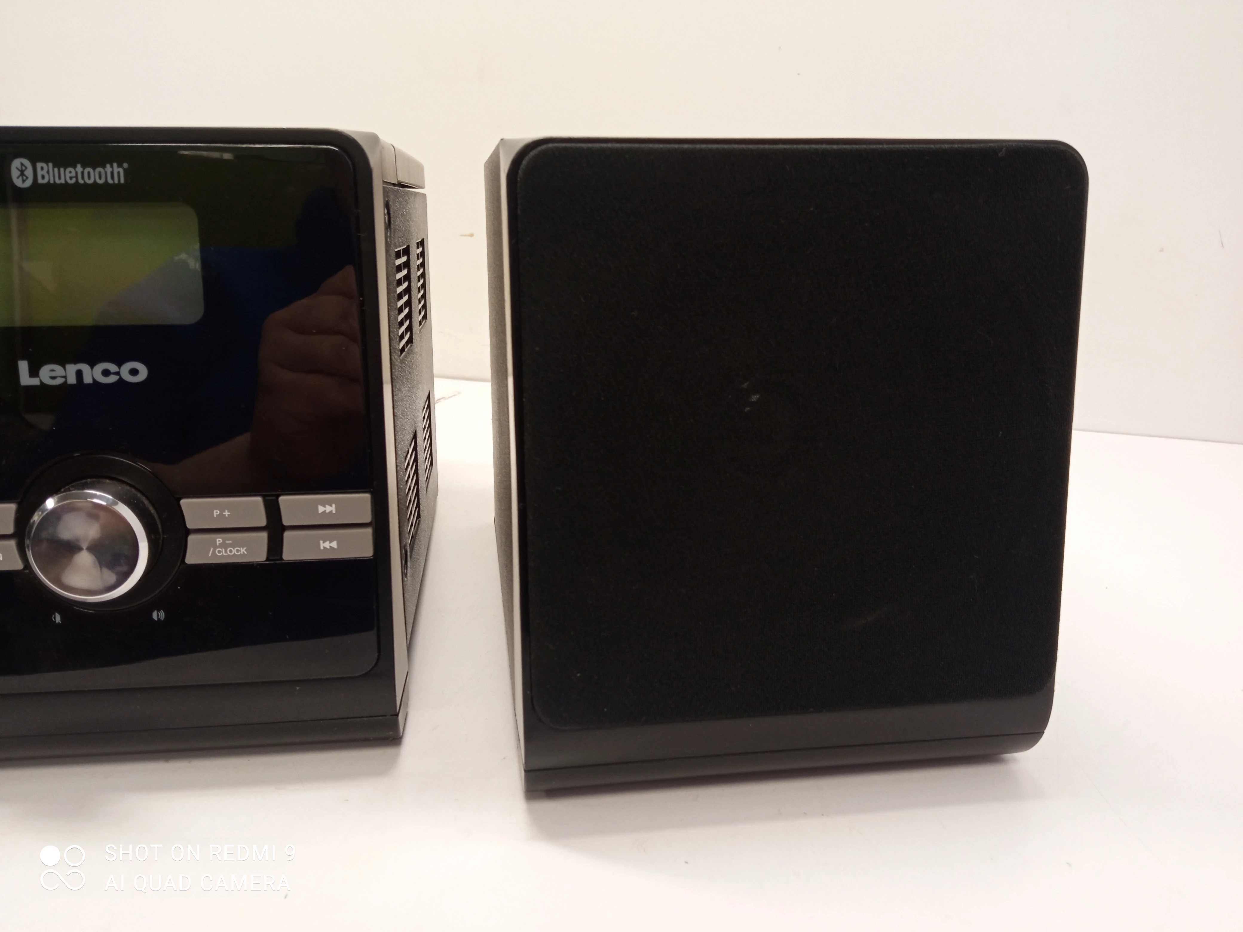 lenco-mc-030bk-micro-set-with-cd-mp3-player-rodzaj-odtwarzanych-nosnikow-226238-1