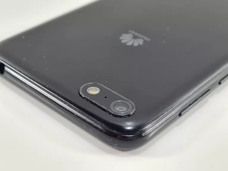 telefon-huawei-y5-2018-16gb-przekatna-ekranu-520