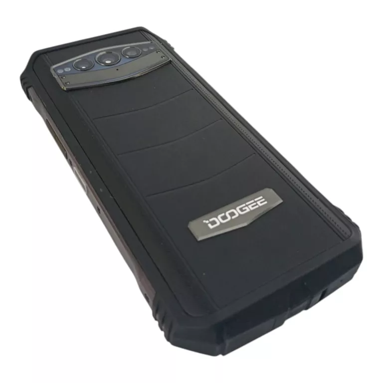 telefon-doogee-v30-8256gb-black-przekatna-ekranu-658