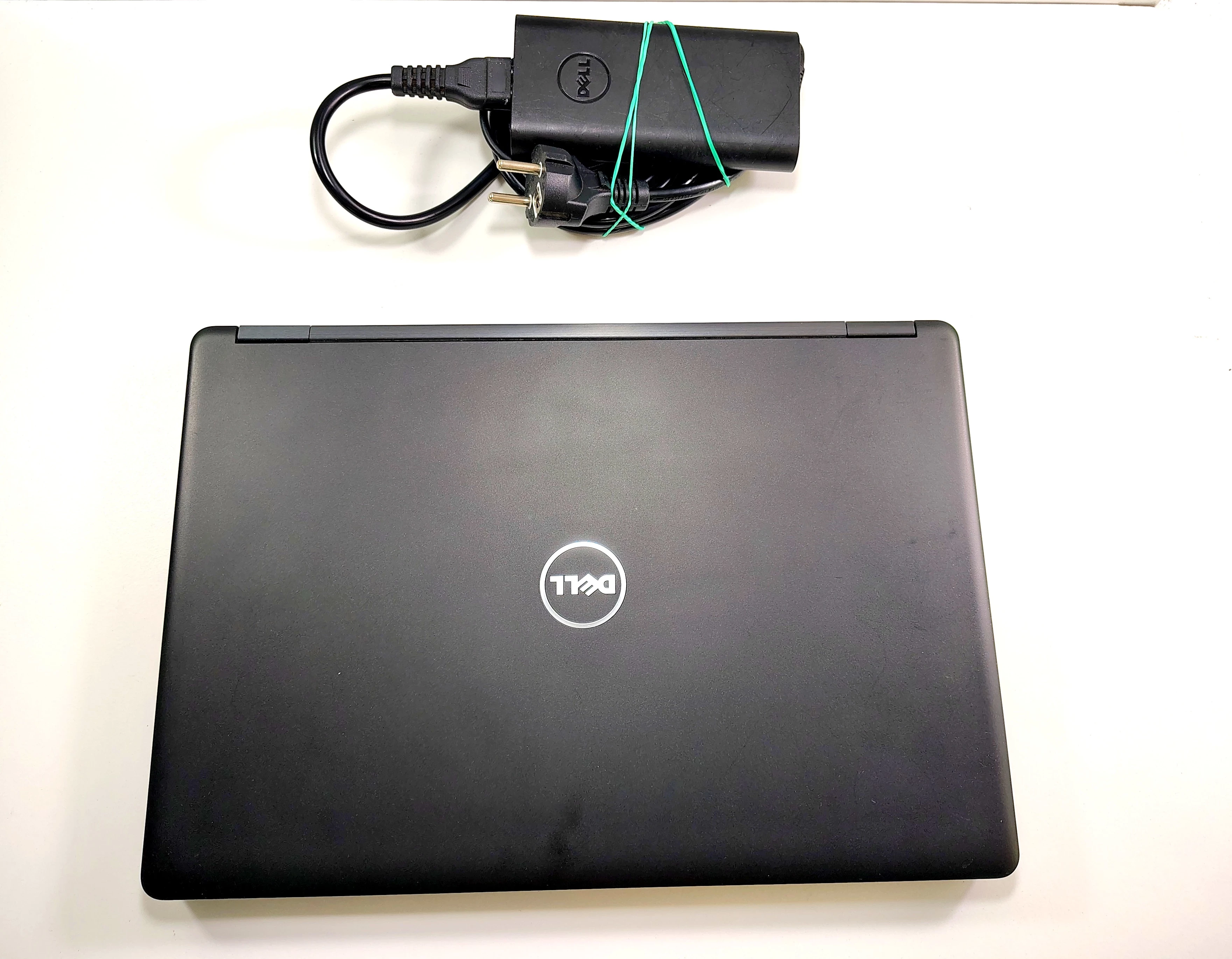 laptop-dell-latitude-5480-intel-core-i5-6440hq-260ghz-16gb-ram-zasilac-stan-11323-2