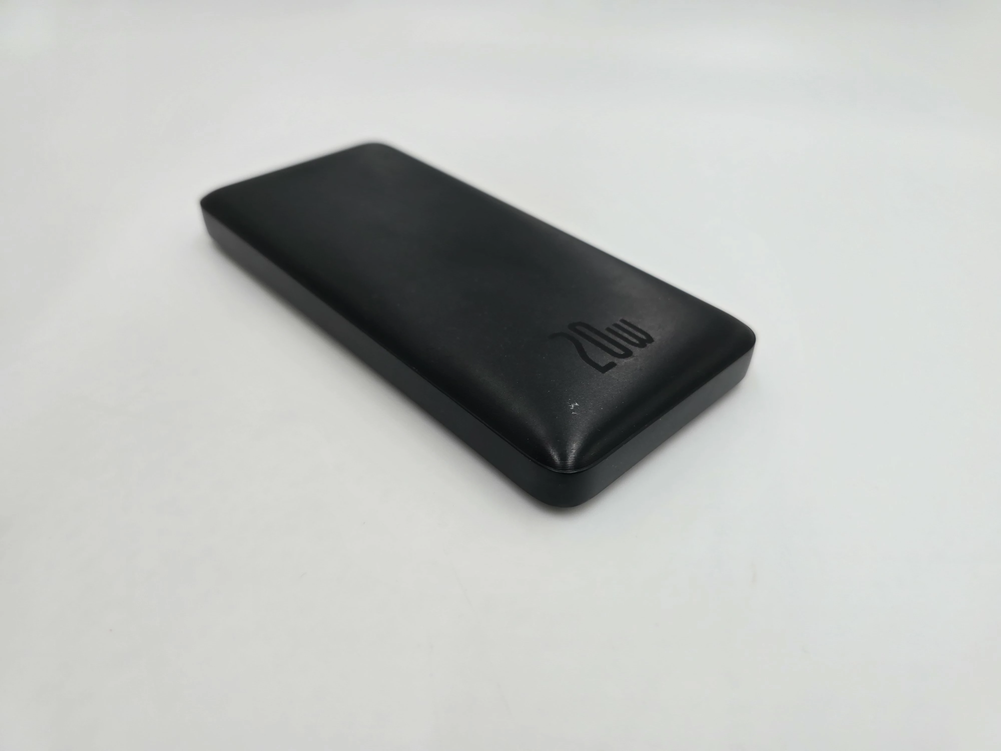 powerbank-20w-10000mah-pojemnosc-akumulatora-10000