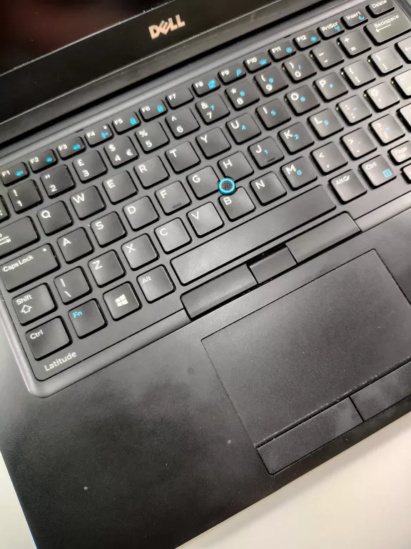 laptop-dell-latitude-5480-intel-core-i5-6440hq-260ghz-16gb-ram-zasilac-liczba-rdzeni-procesora-4329-2