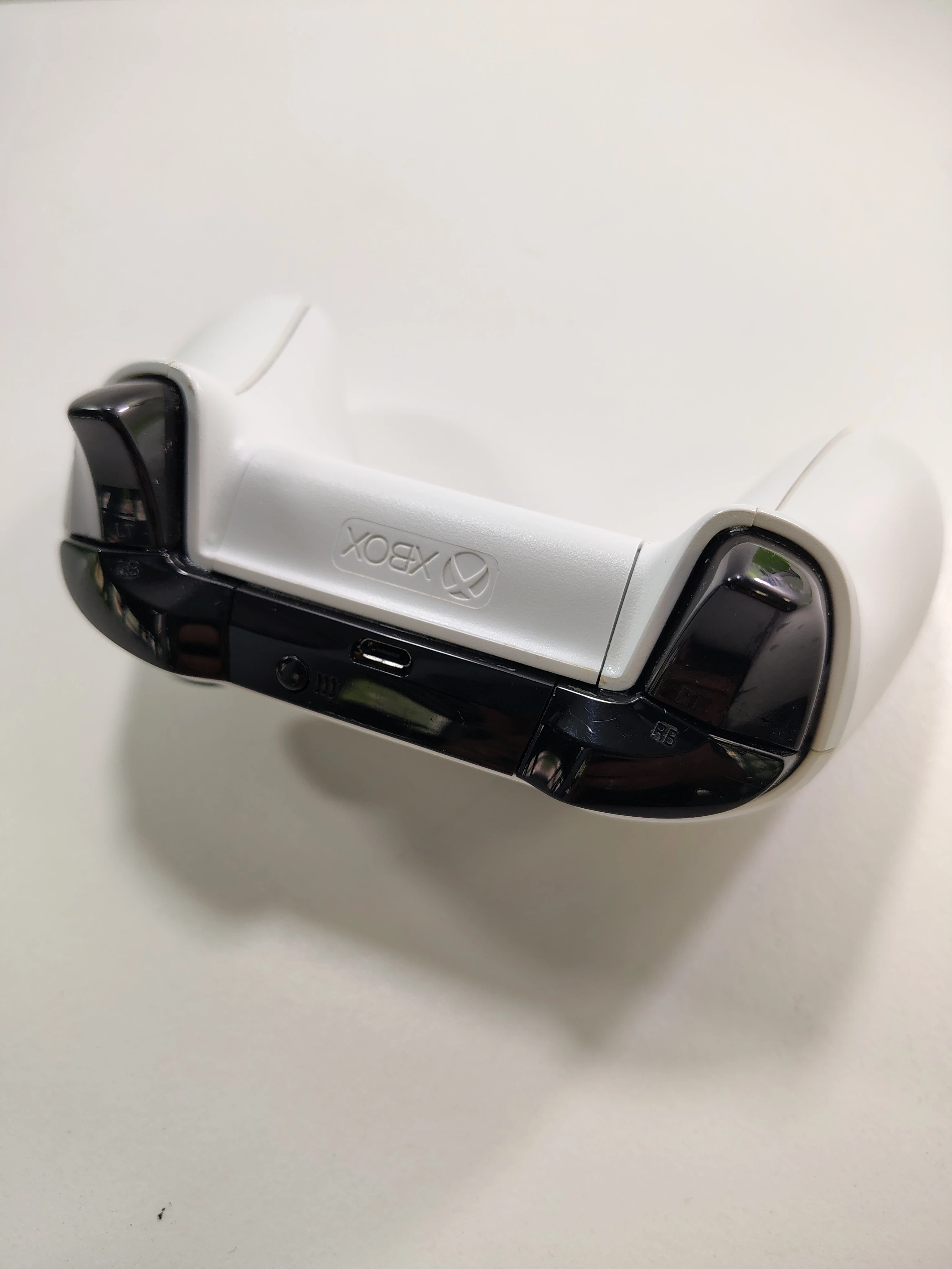 kontroler-xbox-one-1708-stan-11323-2