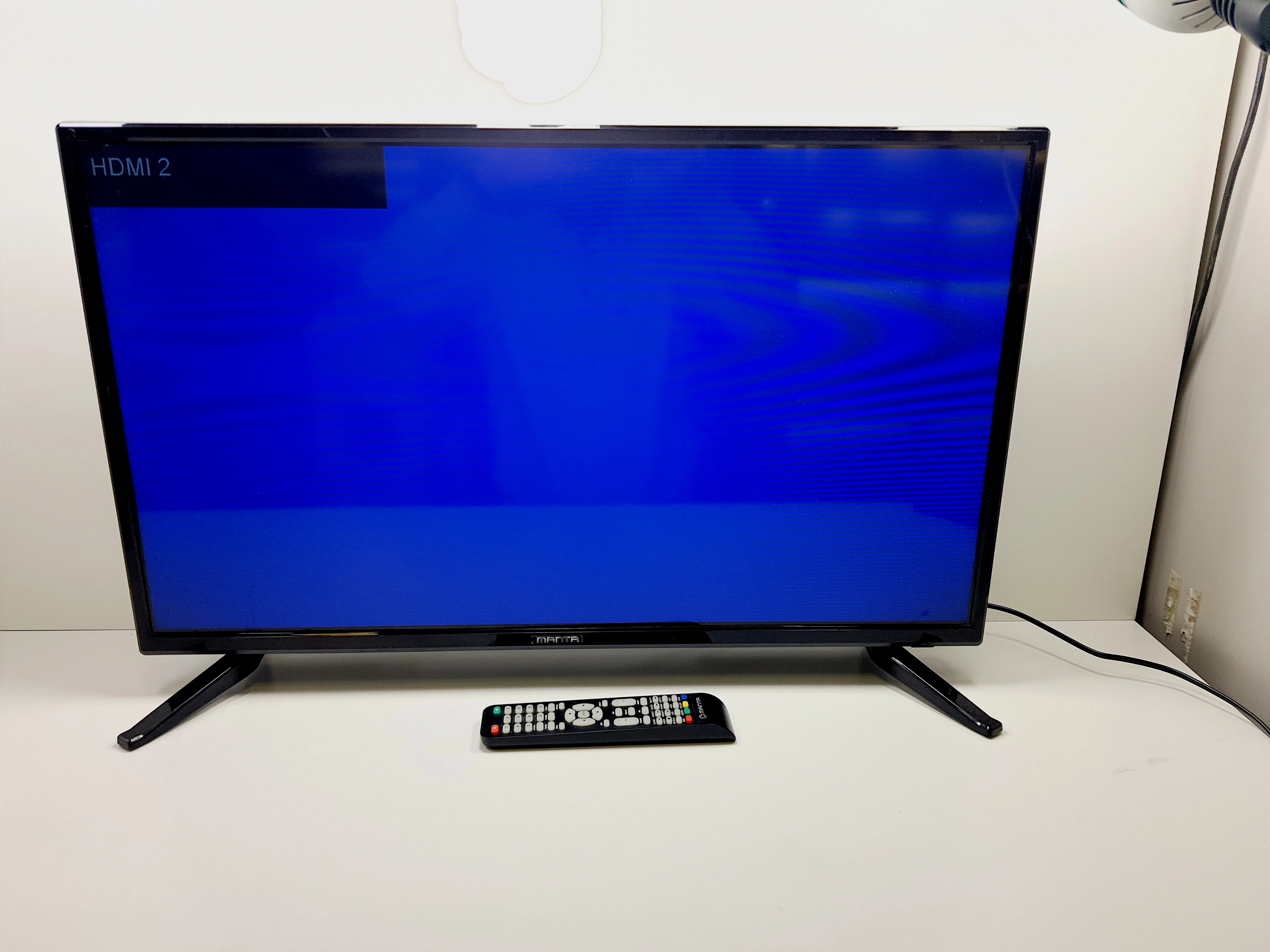 tv-manta-led320e10-pilot-polwiejska-13-poznan-ska-x