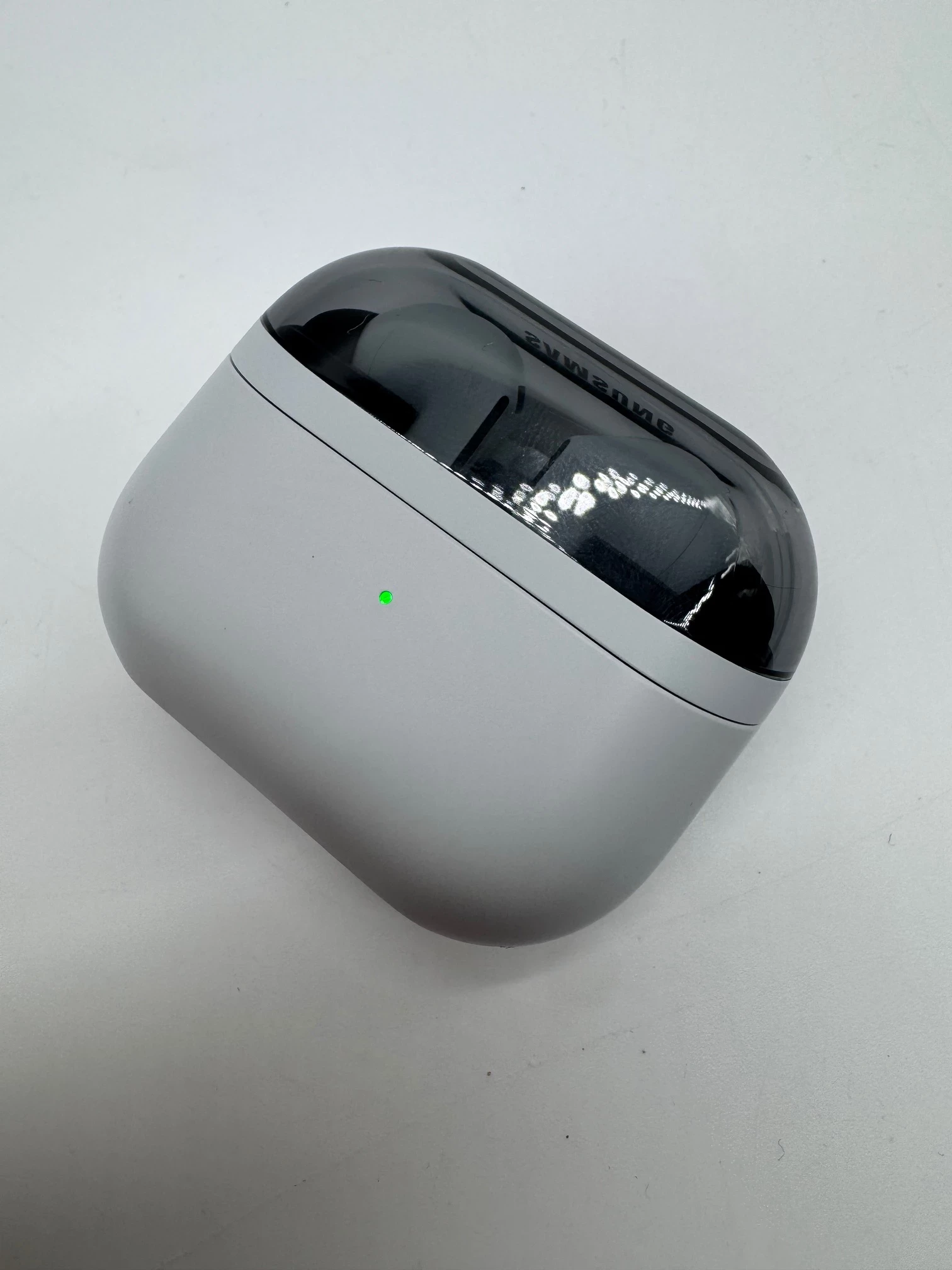 sluchawki-dokanalowe-samsung-buds-3-fe-szare-kpl-stan-11323-2