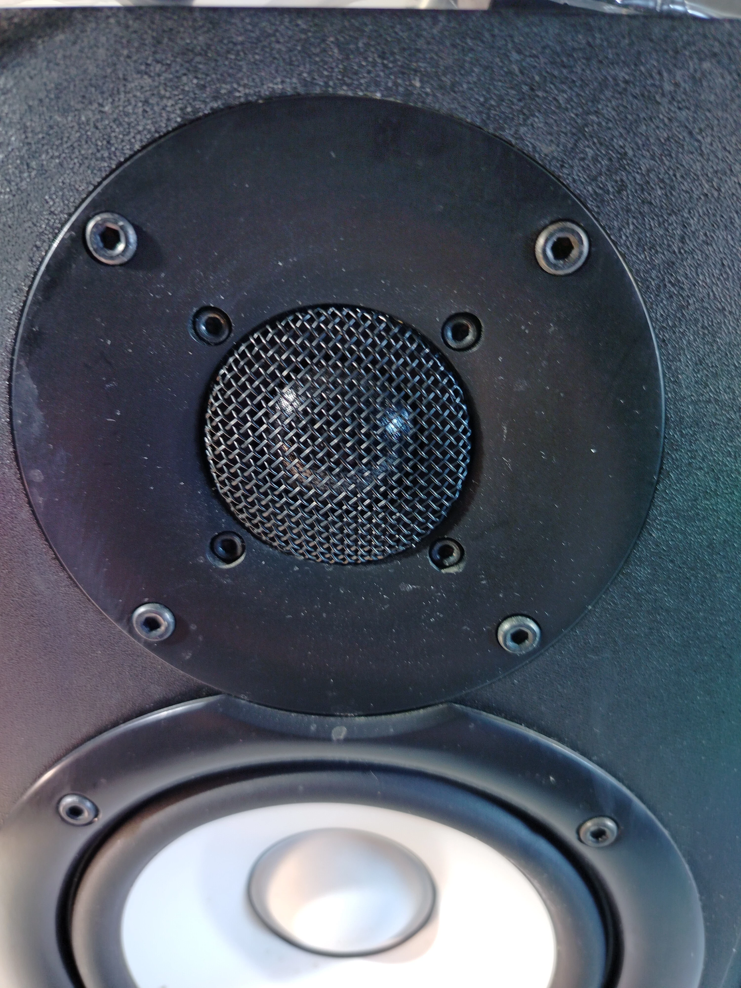 monitor-studyjny-yamaha-hs-5-model-hs5