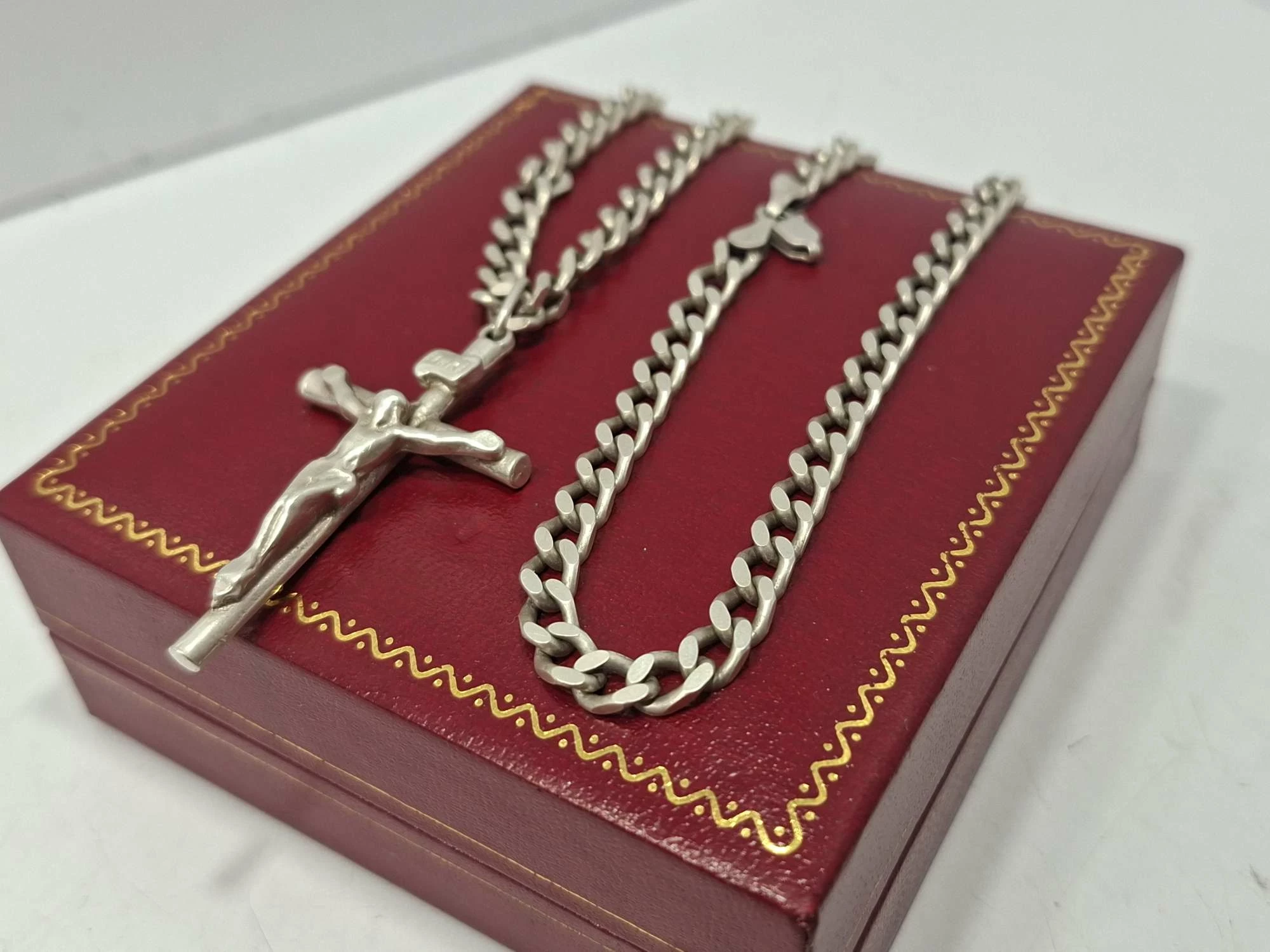 srebro-fajny-lancuch-z-krzyzykiem-33g925-bielska-45-plock