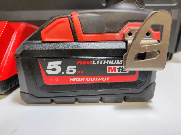 wkretarka-milwaukee-m18-blpd-aku-55-ah-ladowarka-pojemnosc-akumulatora-500