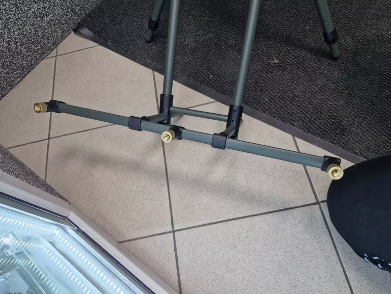 stabilny-stojak-karpiowy-tri-pod-pokrowiec-90107-model-x-covery-pod