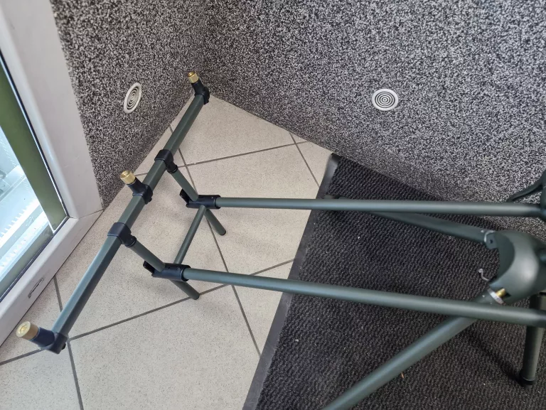 stabilny-stojak-karpiowy-tri-pod-pokrowiec-90107-rodzaj-243509-479433