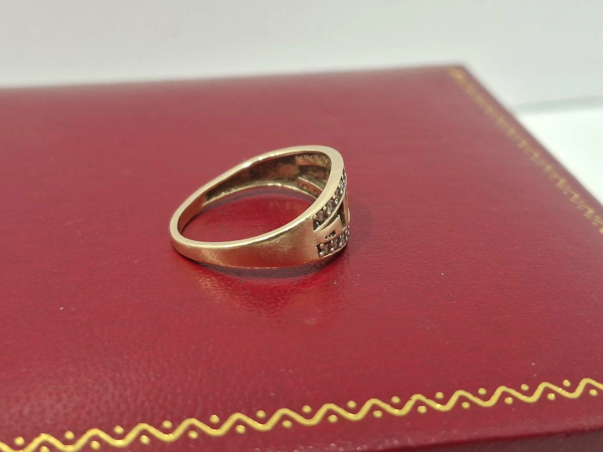 ciekawy-zloty-pierscionek-246585-ean-gtin-5905868206135