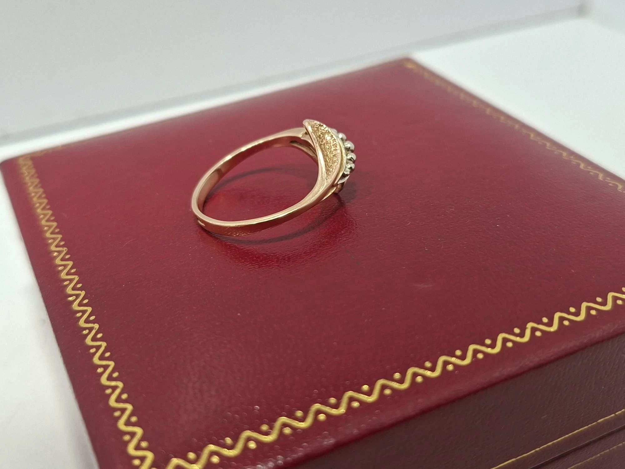 piekny-zloty-pierscionek-346g585-rodzaj-2205-2