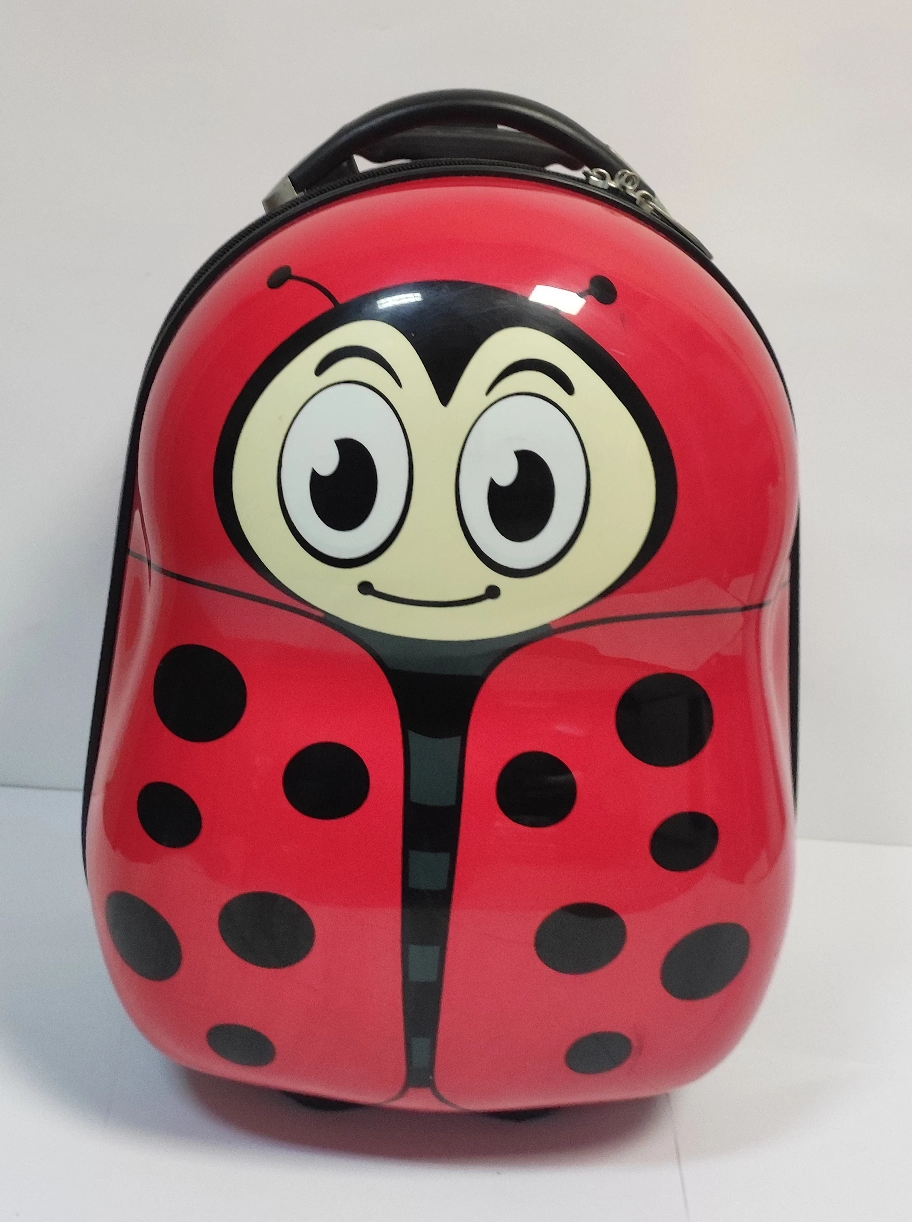 wittchen-walizka-i-plecak-biedronka-model-walizka-dla-dzieci-kabinowa-biedronka