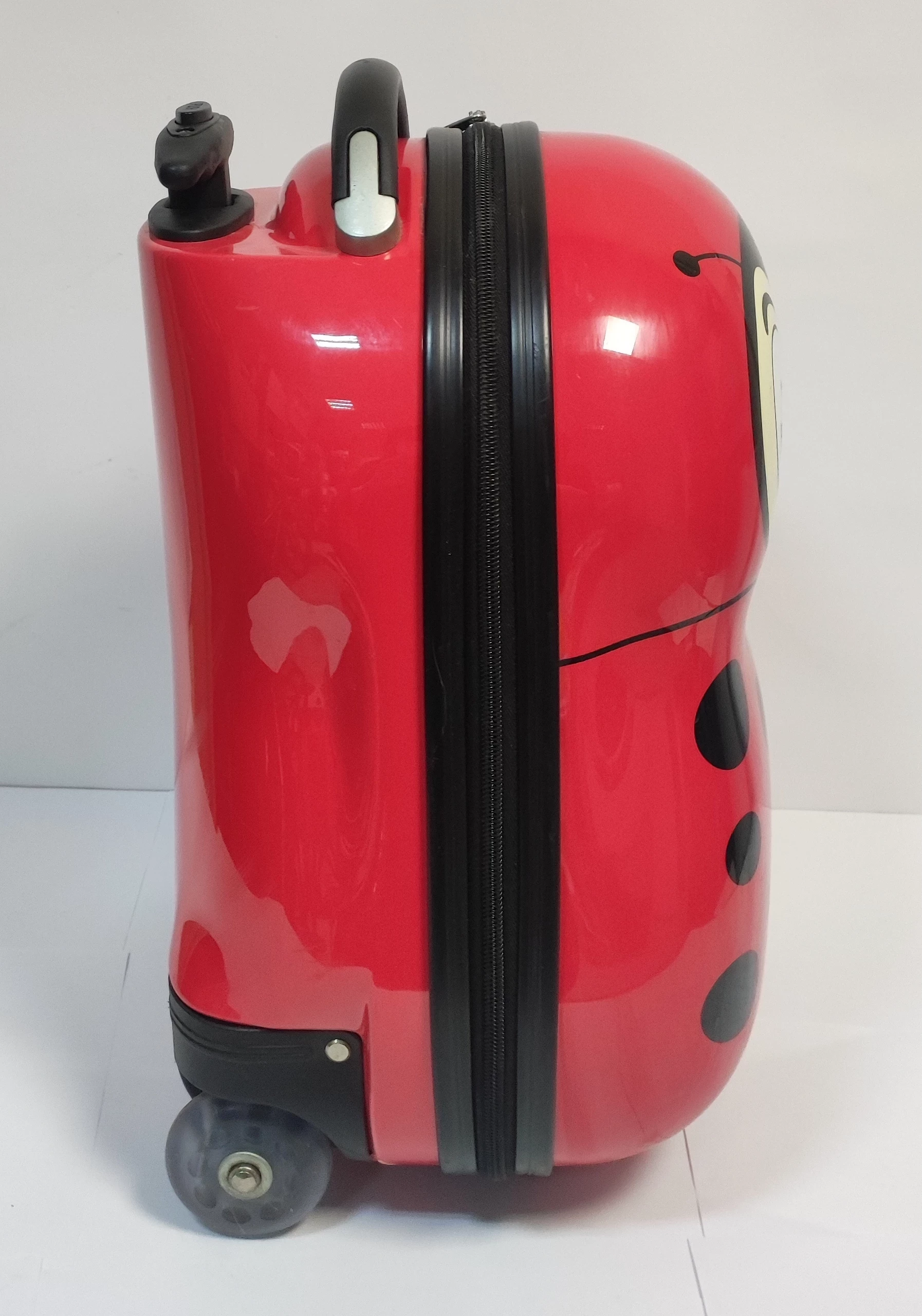 wittchen-walizka-i-plecak-biedronka-glebokosc-krotszy-bok-220