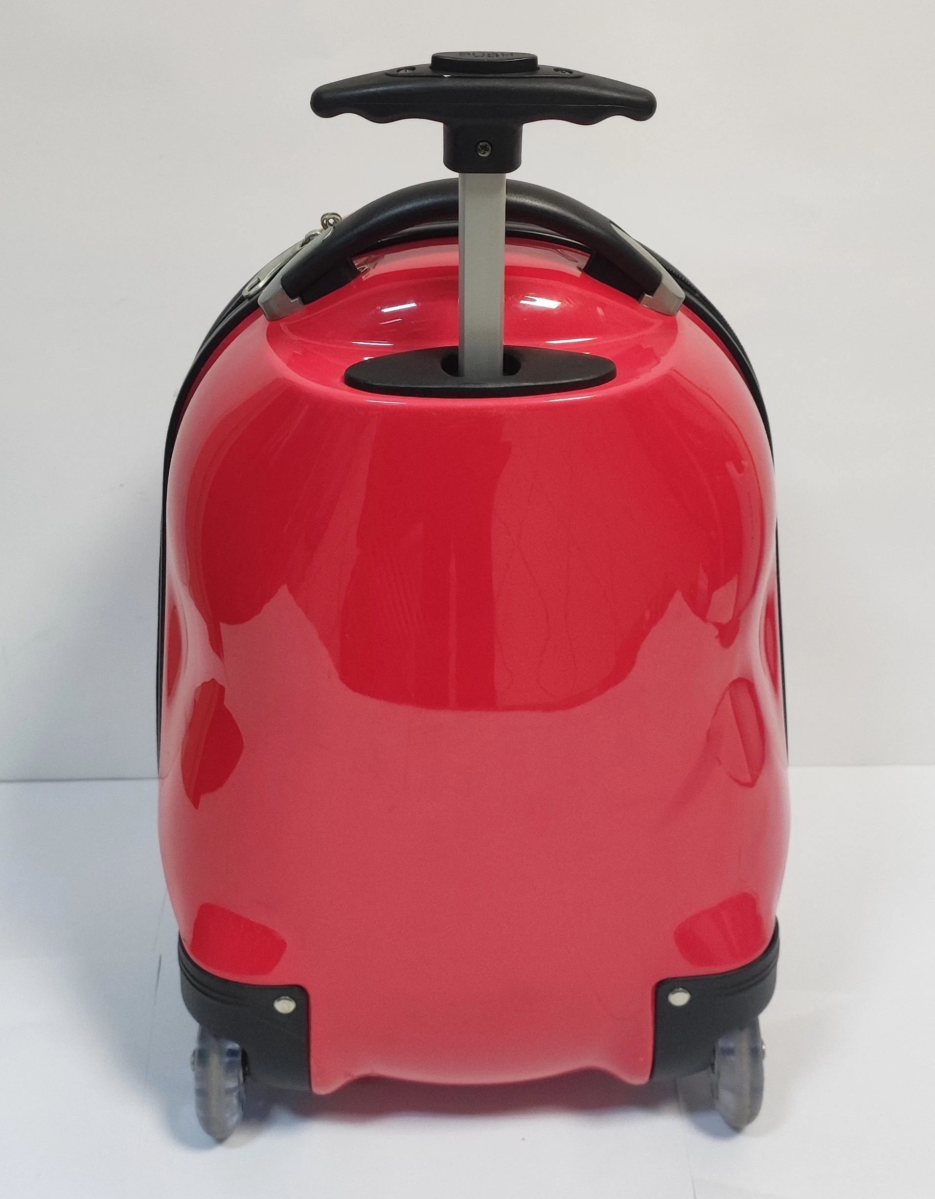 wittchen-walizka-i-plecak-biedronka-stan-11323-2