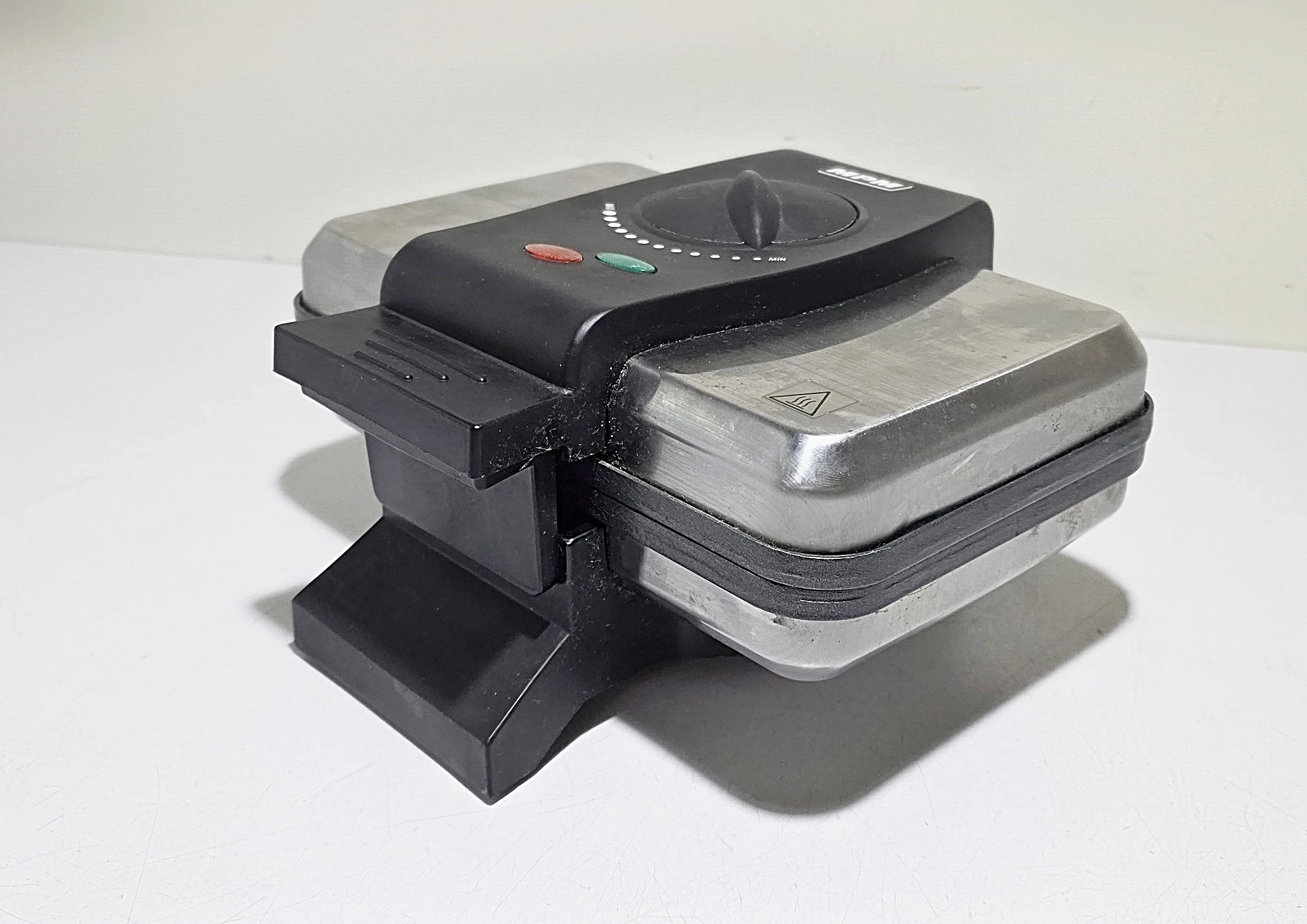 gofrownica-mpm-s633g-moc-120000