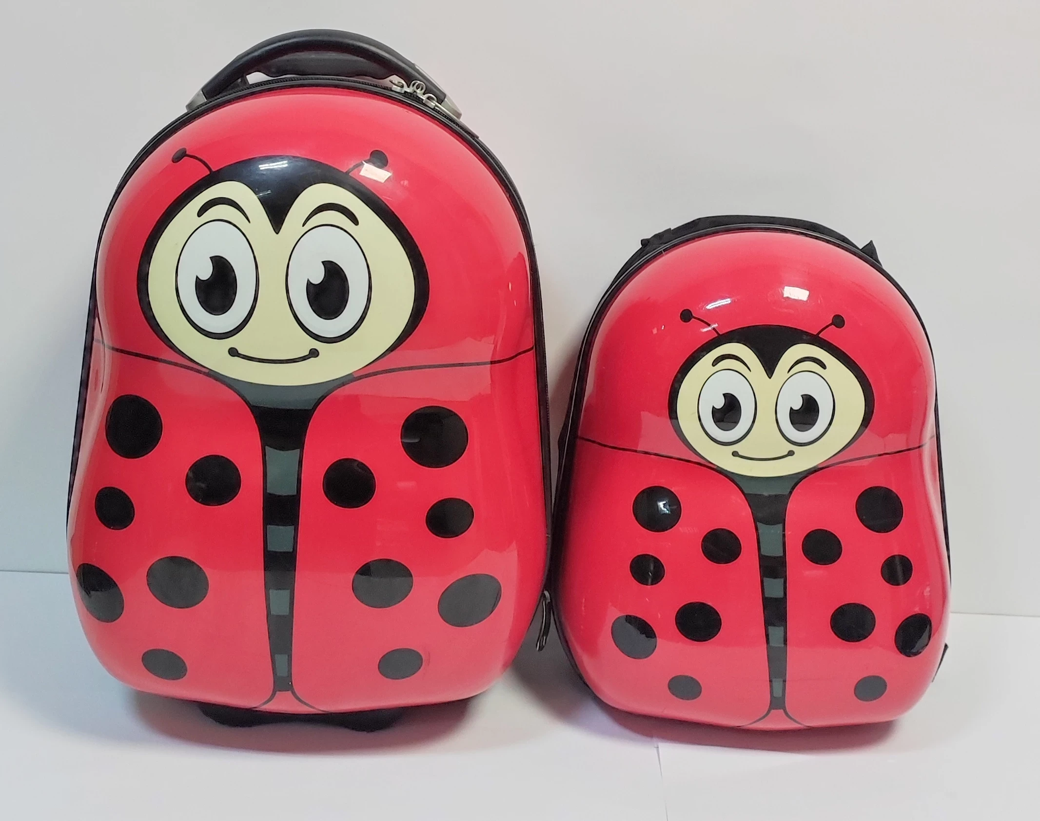 wittchen-walizka-i-plecak-biedronka-11-listopada-27-konin