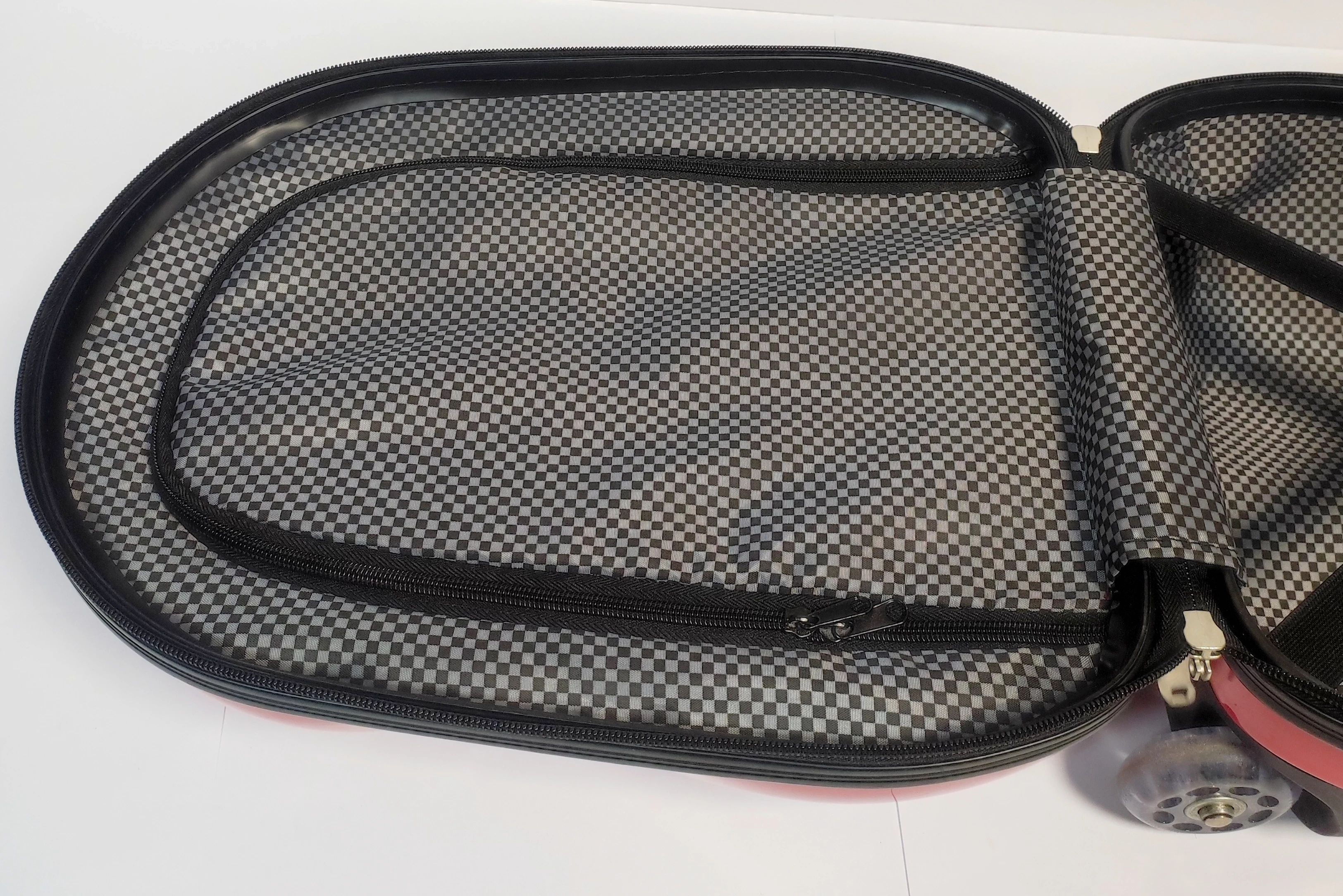 wittchen-walizka-i-plecak-biedronka-kod-producenta-walizka-na-kolkach-biedronka