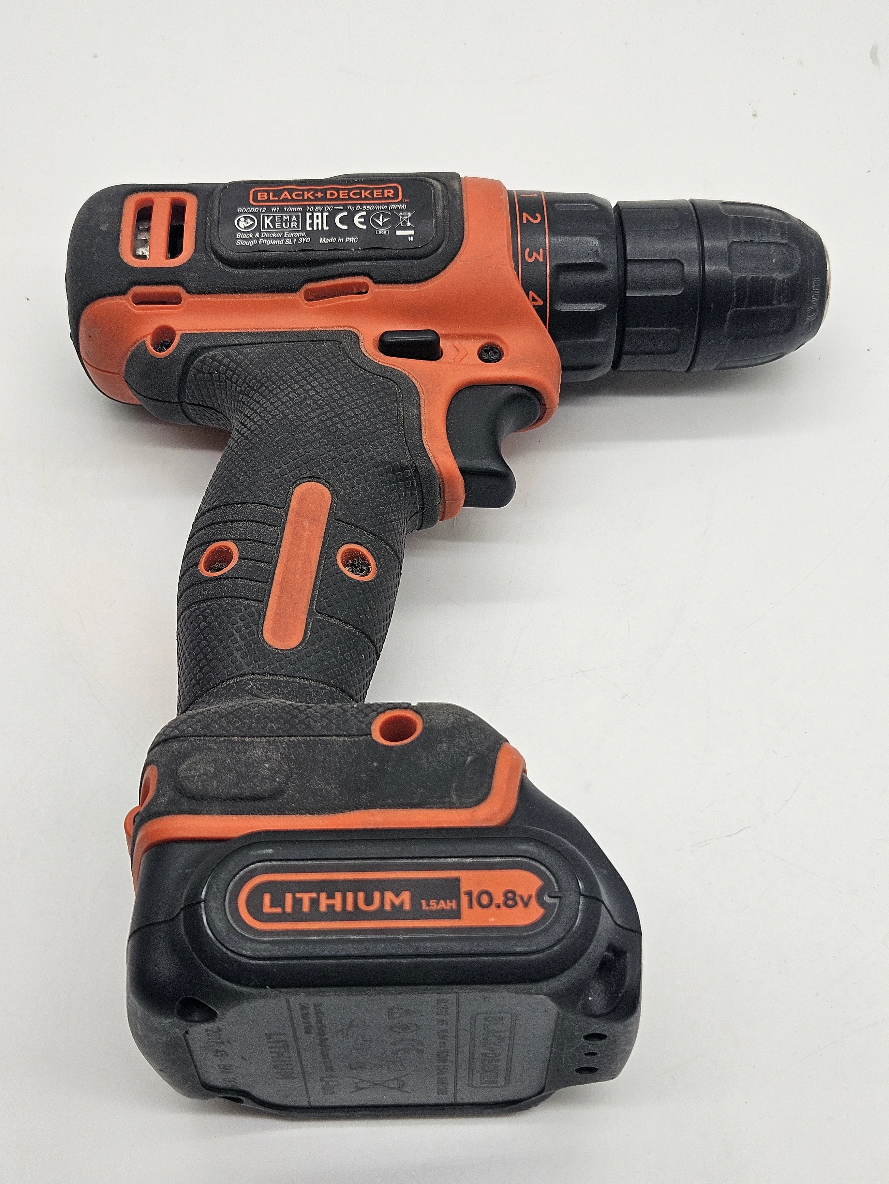 wkretarka-blackdecker-bdcdd12k-108v-pojemnosc-akumulatora-150