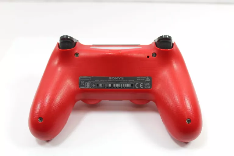 pad-do-ps4-czerwony-stan-11323-2