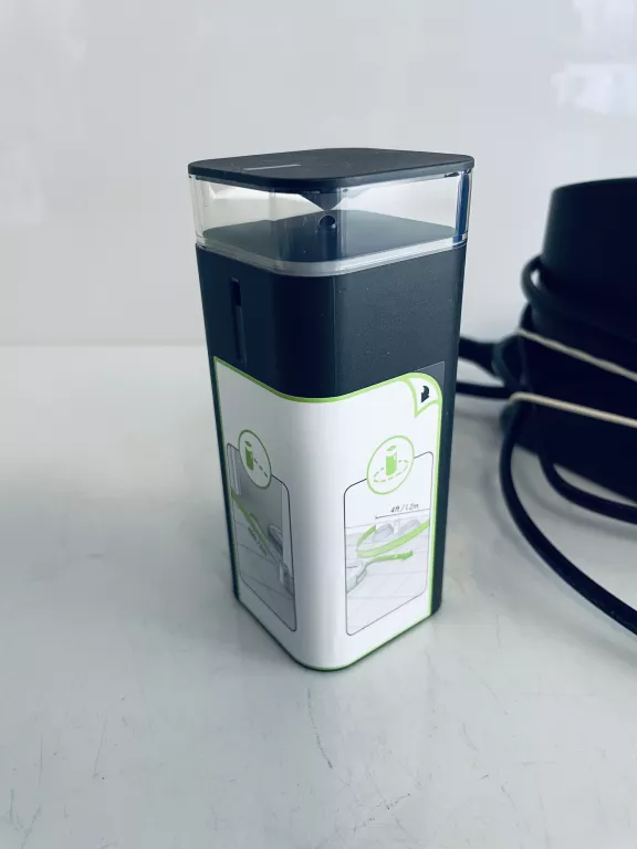 robot-sprzatajacy-irobot-roomba-e5-stan-11323-2