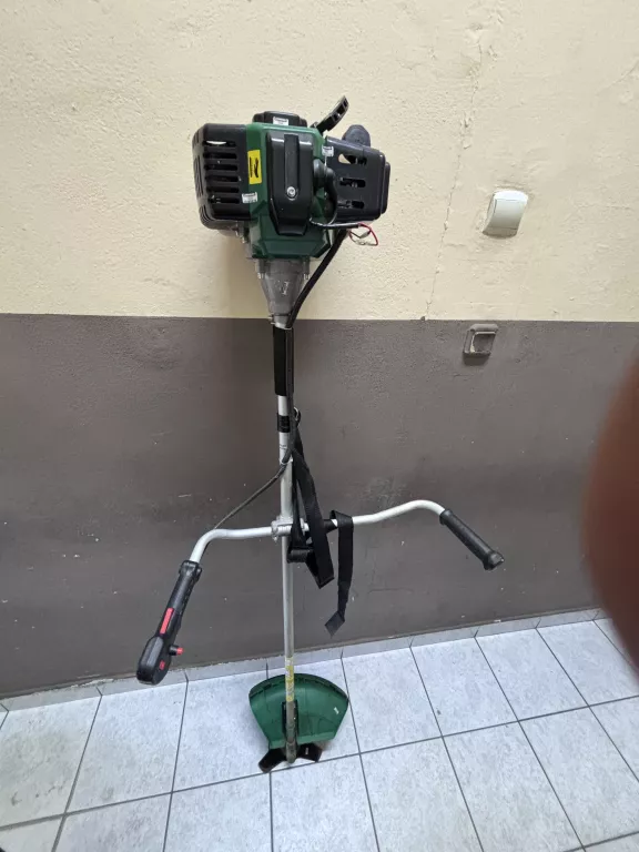 kosa-spalinowa-52-cm3-na-zylke-lub-tarcze-goon-kod-producenta-bc520-52cc