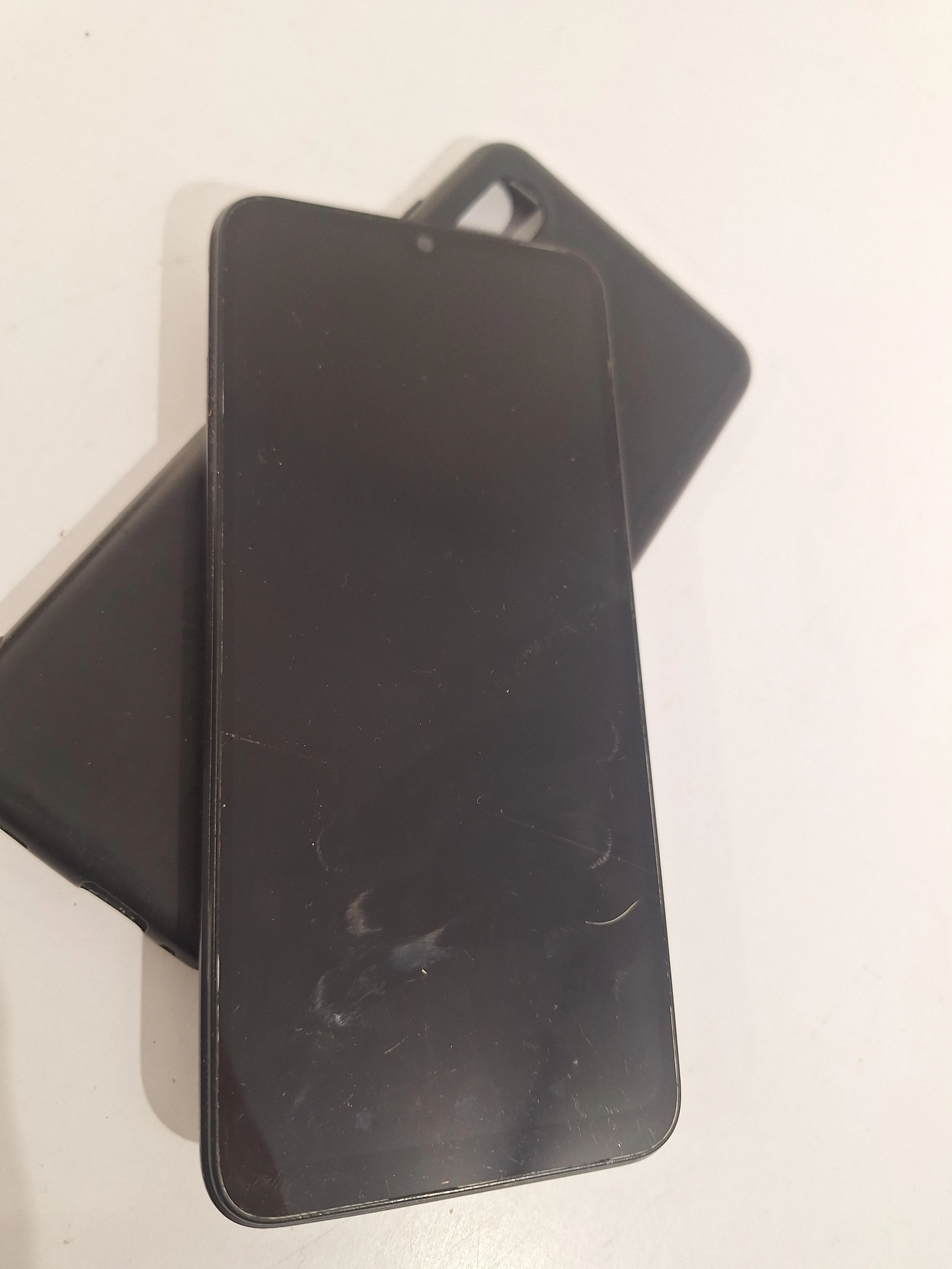 telefon-redmi-9a-32gb-zbity-ekran-uszkodzony-przycisk-boczny-system-operacyjny-4388-1