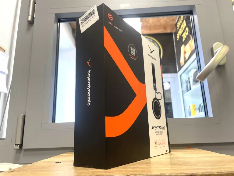 sluchawki-nauszne-bezprzewodowe-beyerdynamic-aventho-100-anc-hi-res-czarne-kolor-dominujacy-129357-3