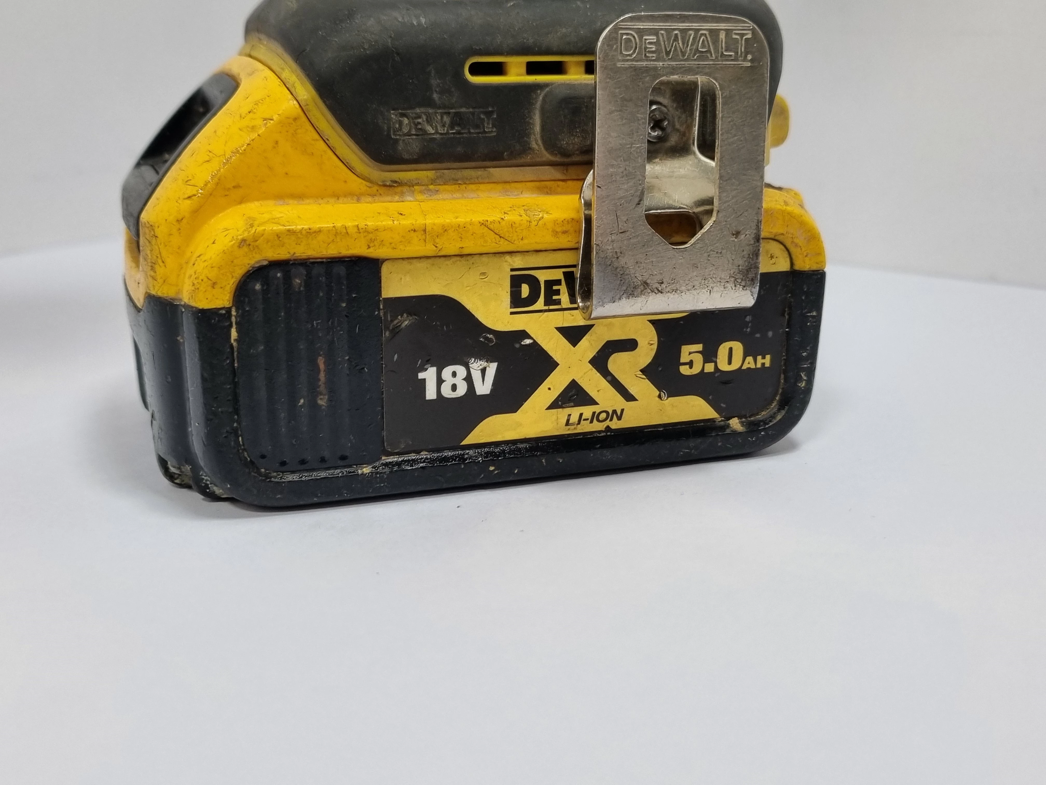 zakretarka-udarowa-dewalt-dcf887-akumulator-ean-gtin-5035048616093