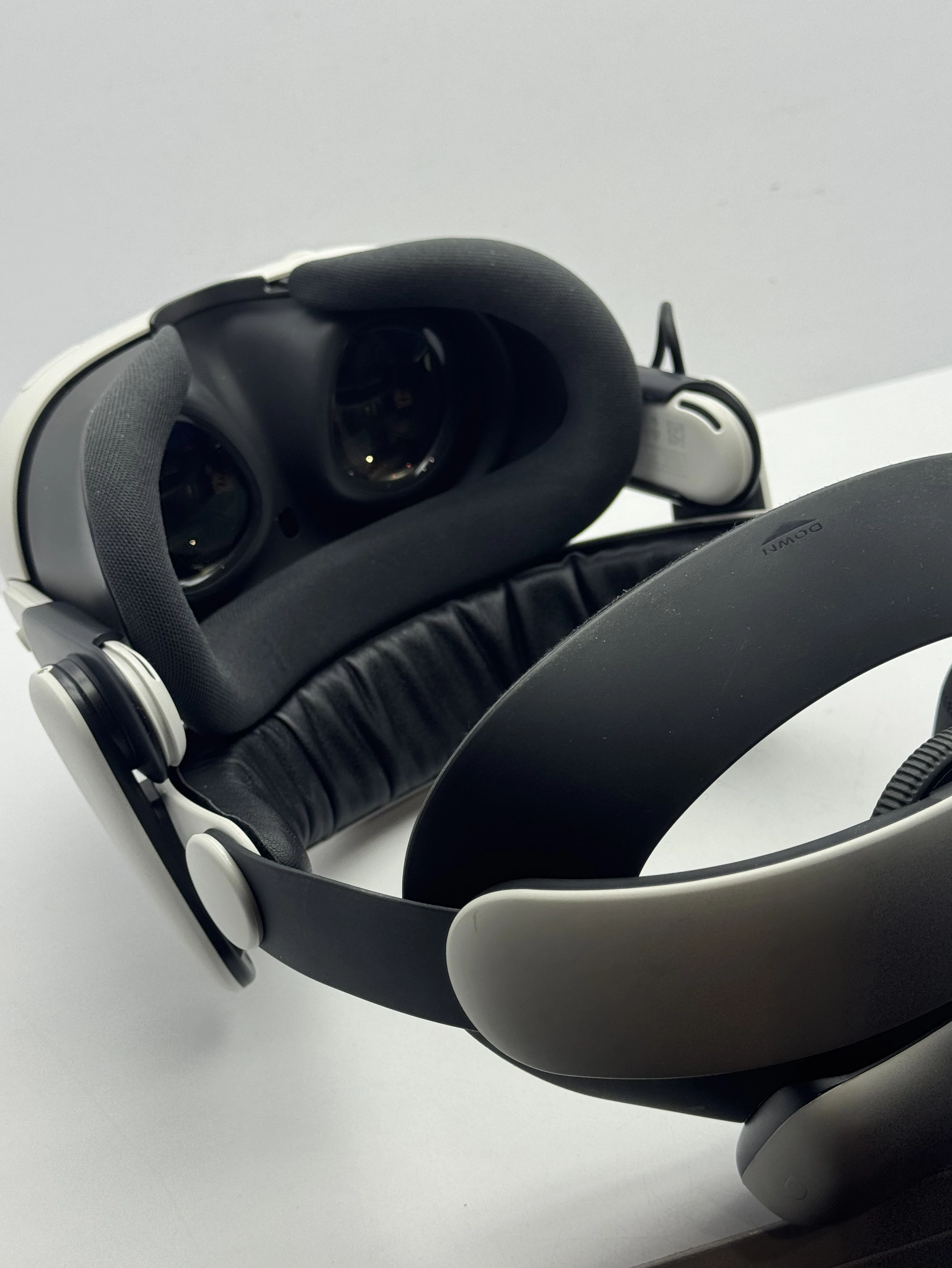 okulary-vr-oculus-meta-quest-3-512gb-bobovr-s3-pro-waga-produktu-z-opakowaniem-jednostkowym-2350