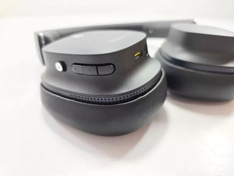 sluchawki-bezprzewodowe-baseus-bowie-30-max-kolor-249512-1647413