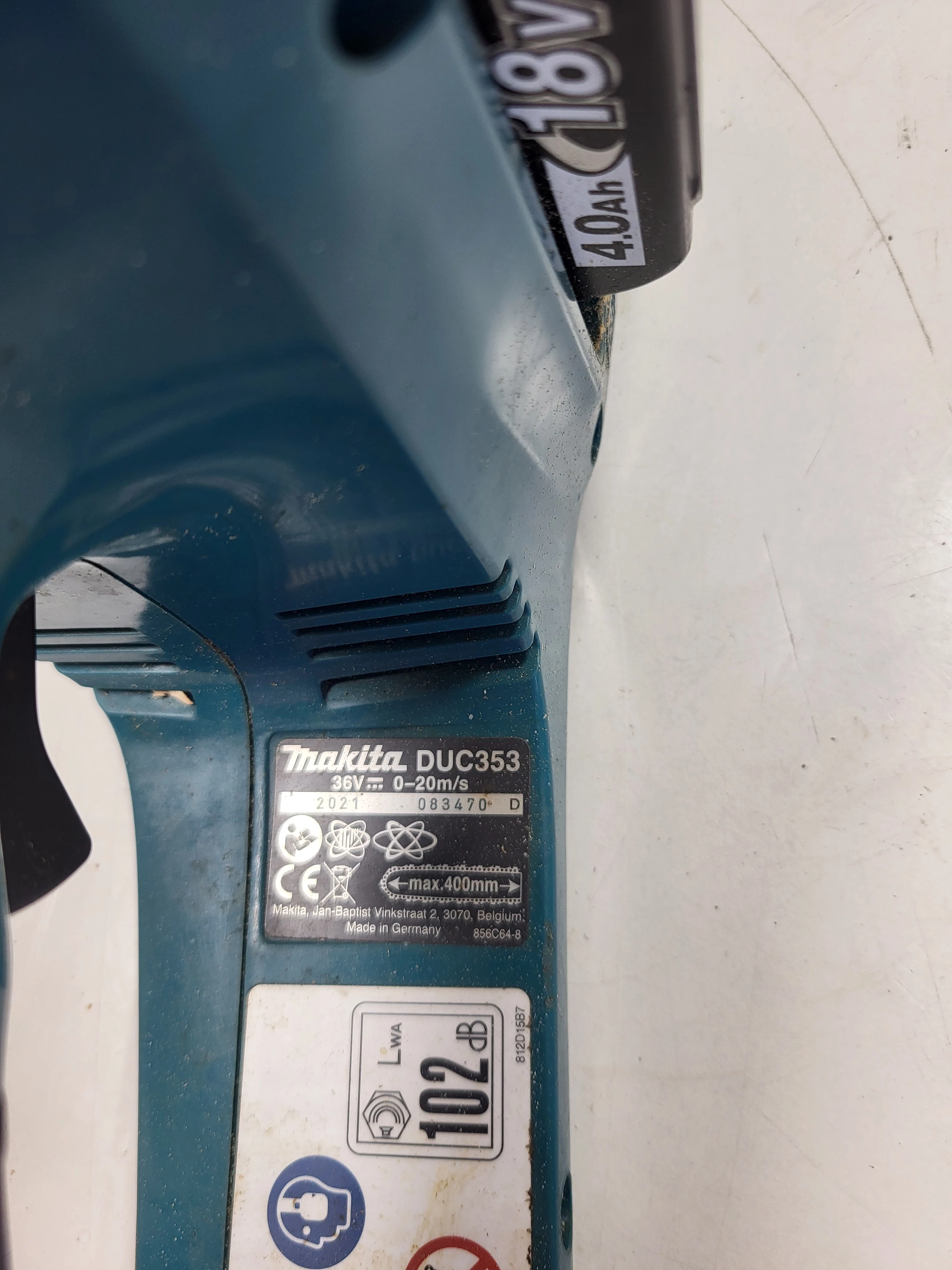 pila-akumulatorowa-makita-duc353z-seria-duc