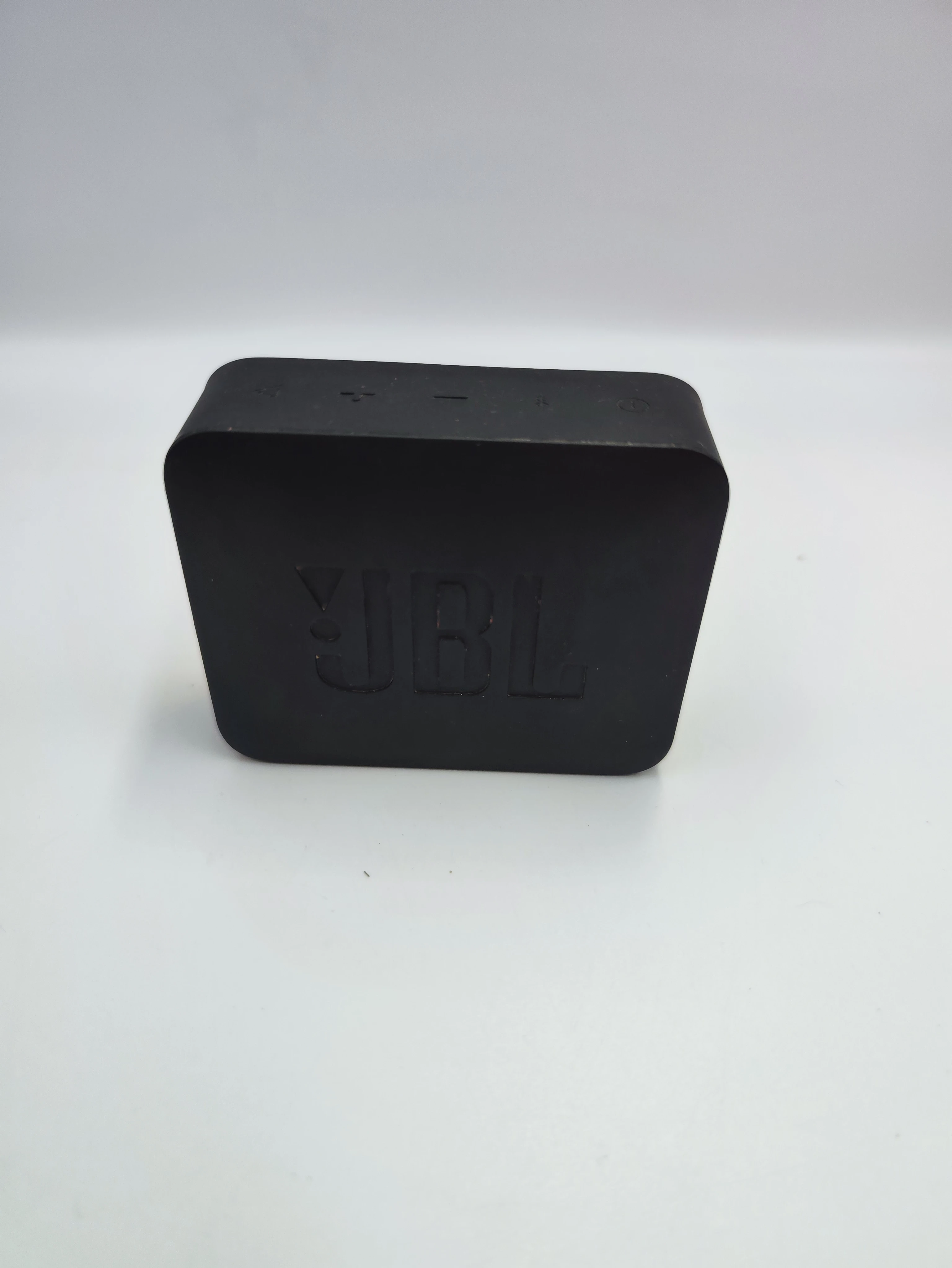 glosnik-jbl-go2-czarny-moc-300