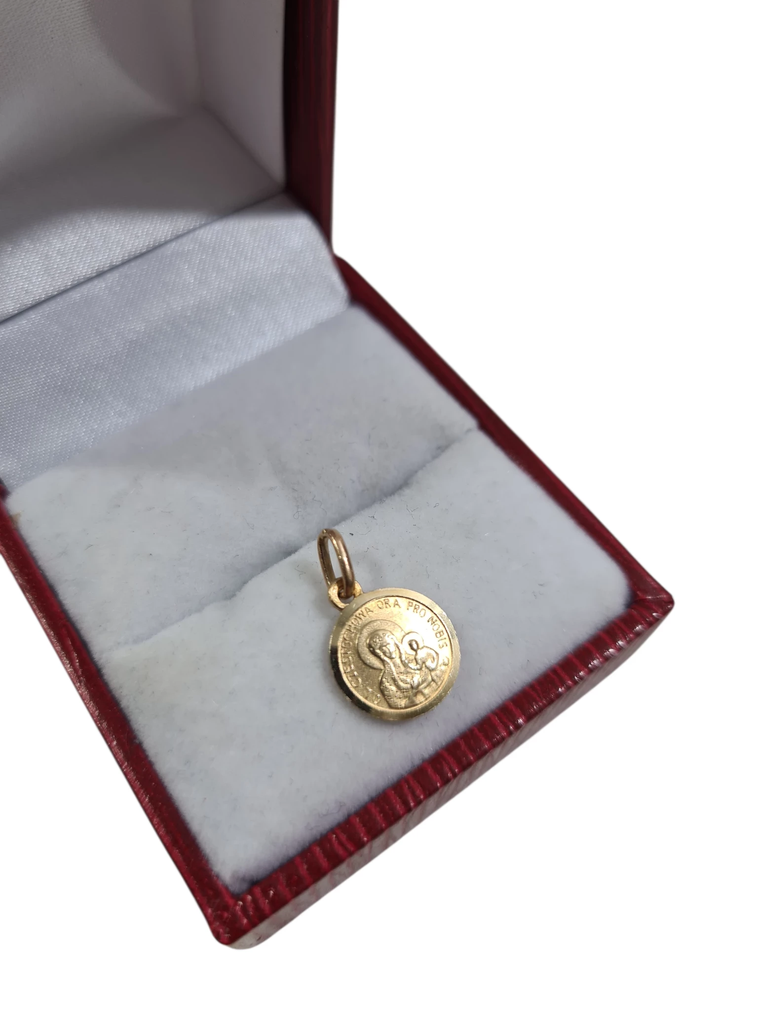 piekny-zloty-skromny-medalik-082g-585-sr-1cm-rodzaj-2205-2