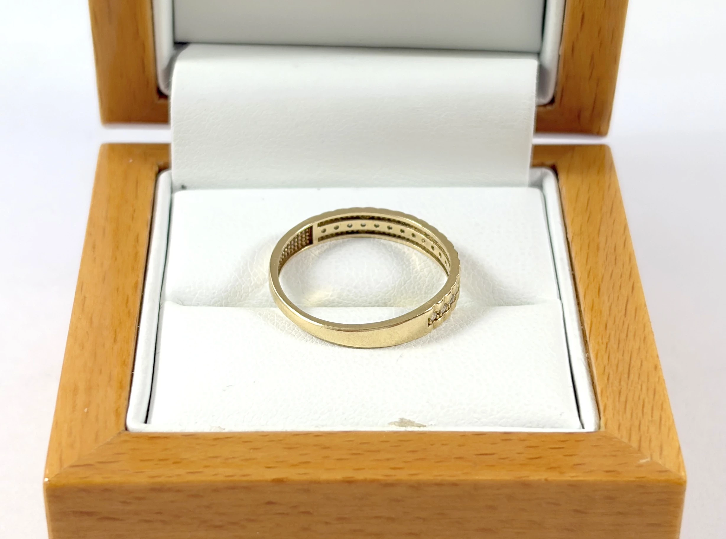 zloty-pierscionek-z-cyrkoniami-p585-164g-r16-motyw-129129-1924399