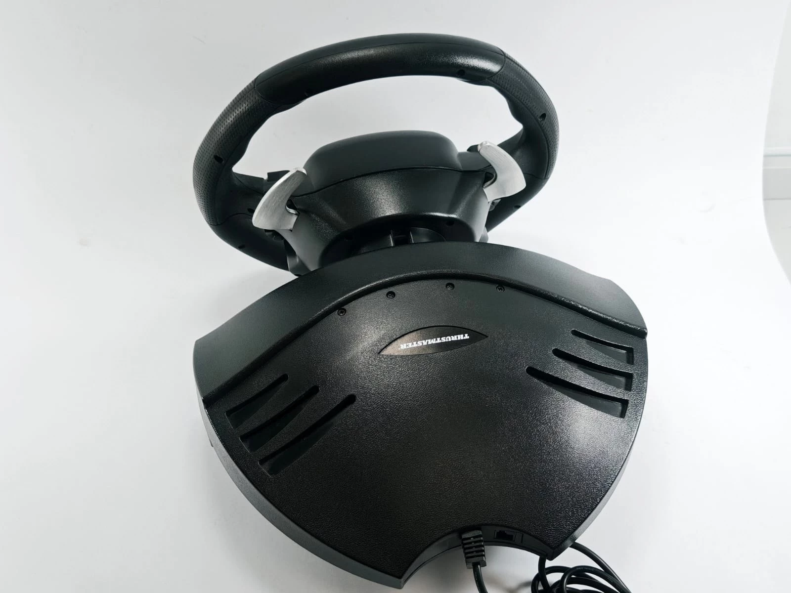 kierownica-thrustmaster-t80-ferrari-488-gtb-edition-4160672-model-4160672