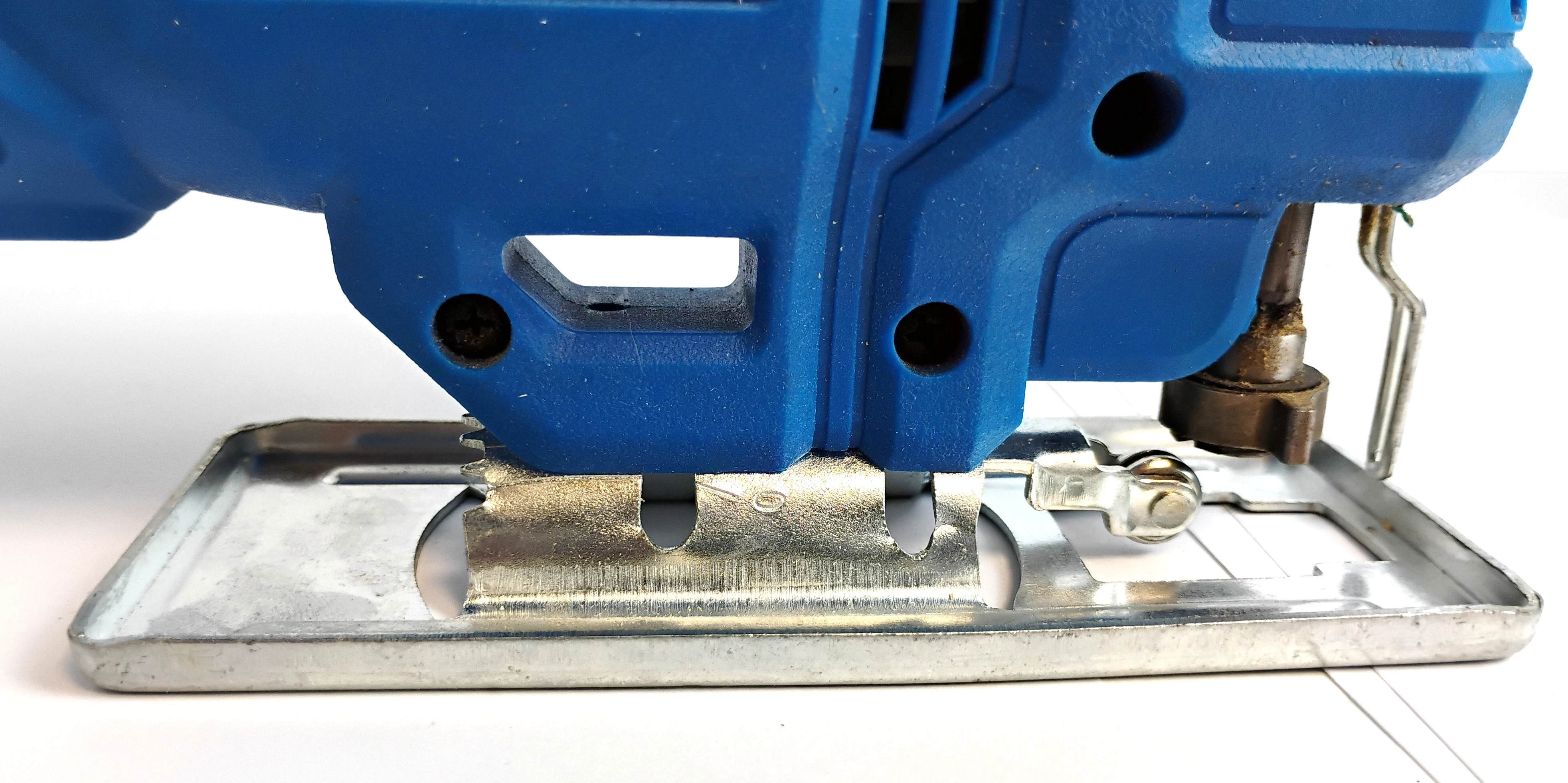 wyrzynarka-dexter-500w-pudelko-mocowanie-brzeszczotu-205041-222245