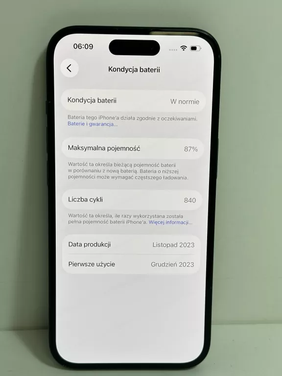 telefon-apple-iphone-15-128gb-87-opis-pamiec-ram-202865-214117