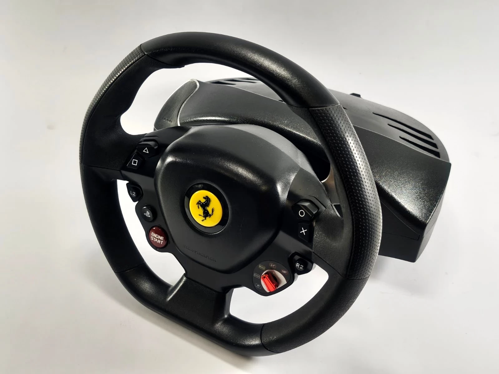 kierownica-thrustmaster-t80-ferrari-488-gtb-edition-4160672-stan-11323-2