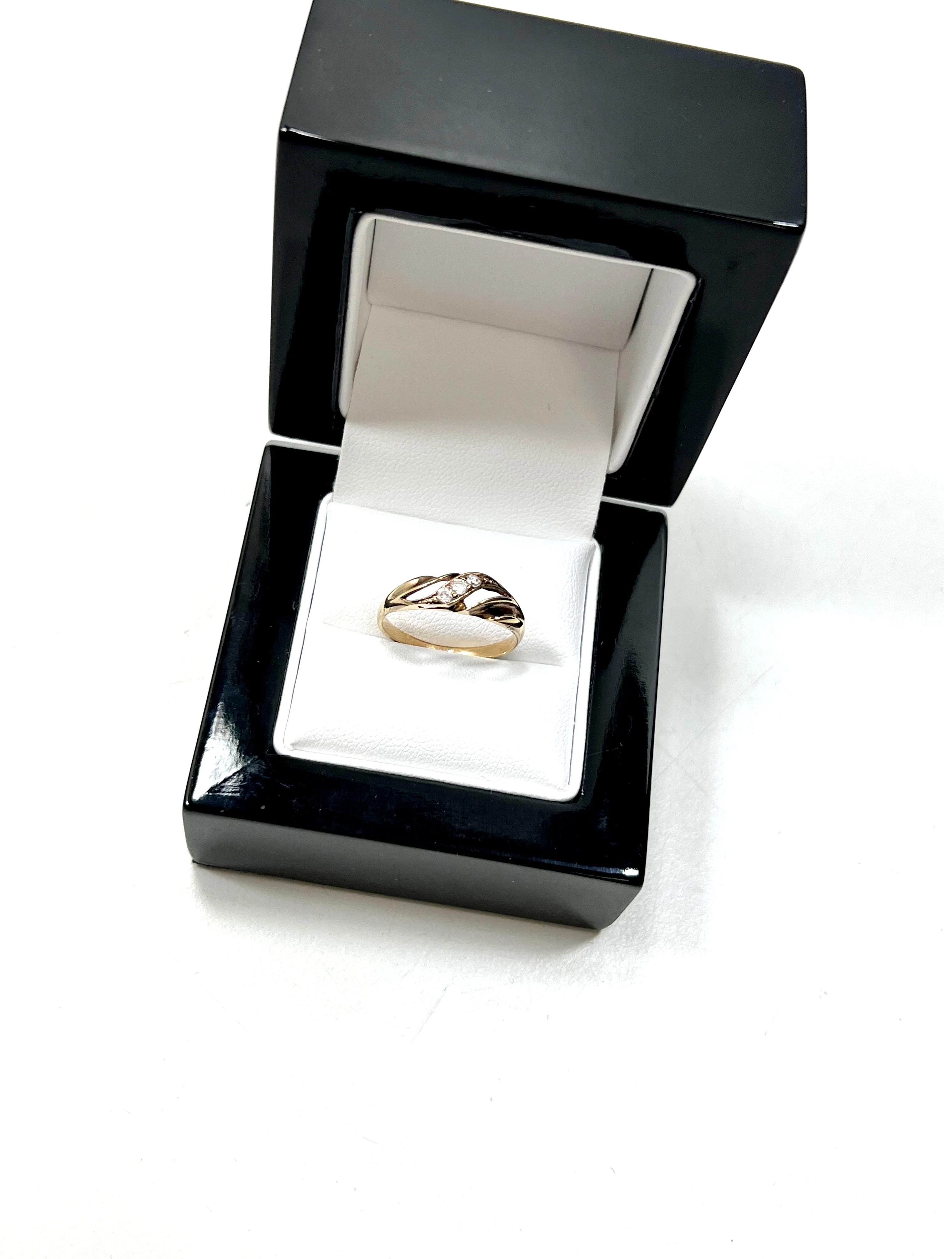 zloty-pierscionek-zdobiony-cyrkoniami-r17-14kt-material-15835-2