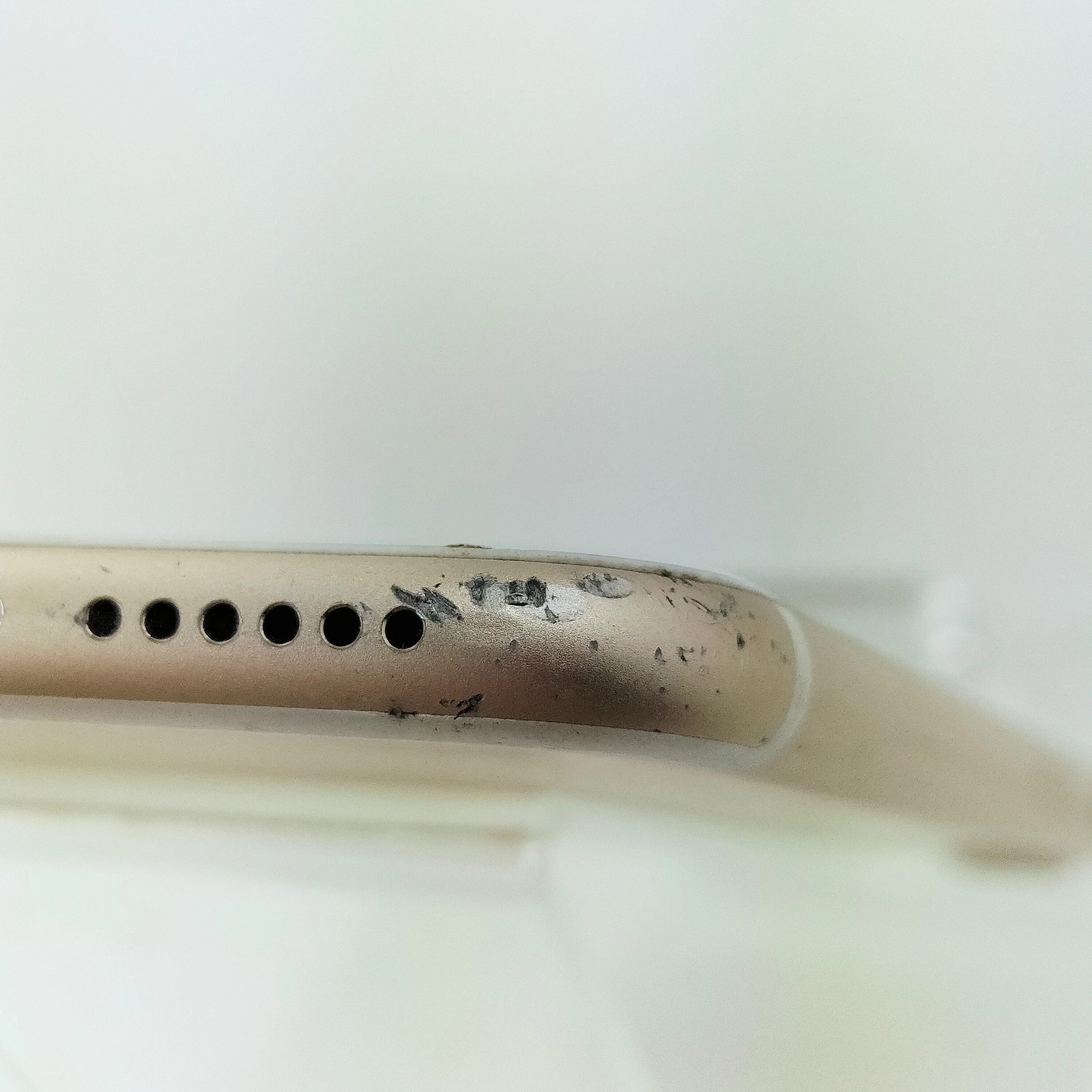 telefon-iphone-7-128gb-100bat-okazja-ean-gtin-190198068941