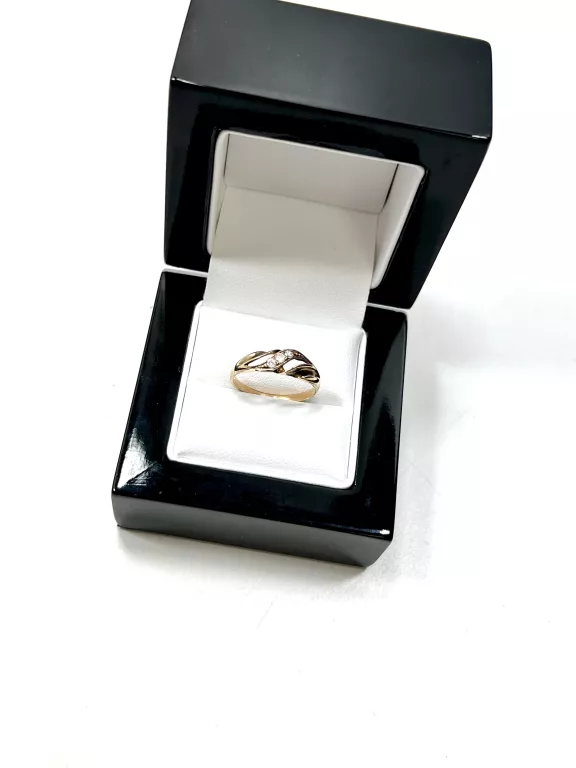 zloty-pierscionek-zdobiony-cyrkoniami-r17-14kt-material-15835-2