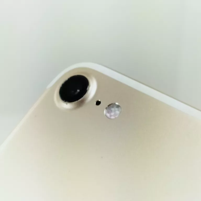 telefon-iphone-7-128gb-100bat-okazja-przekatna-ekranu-47