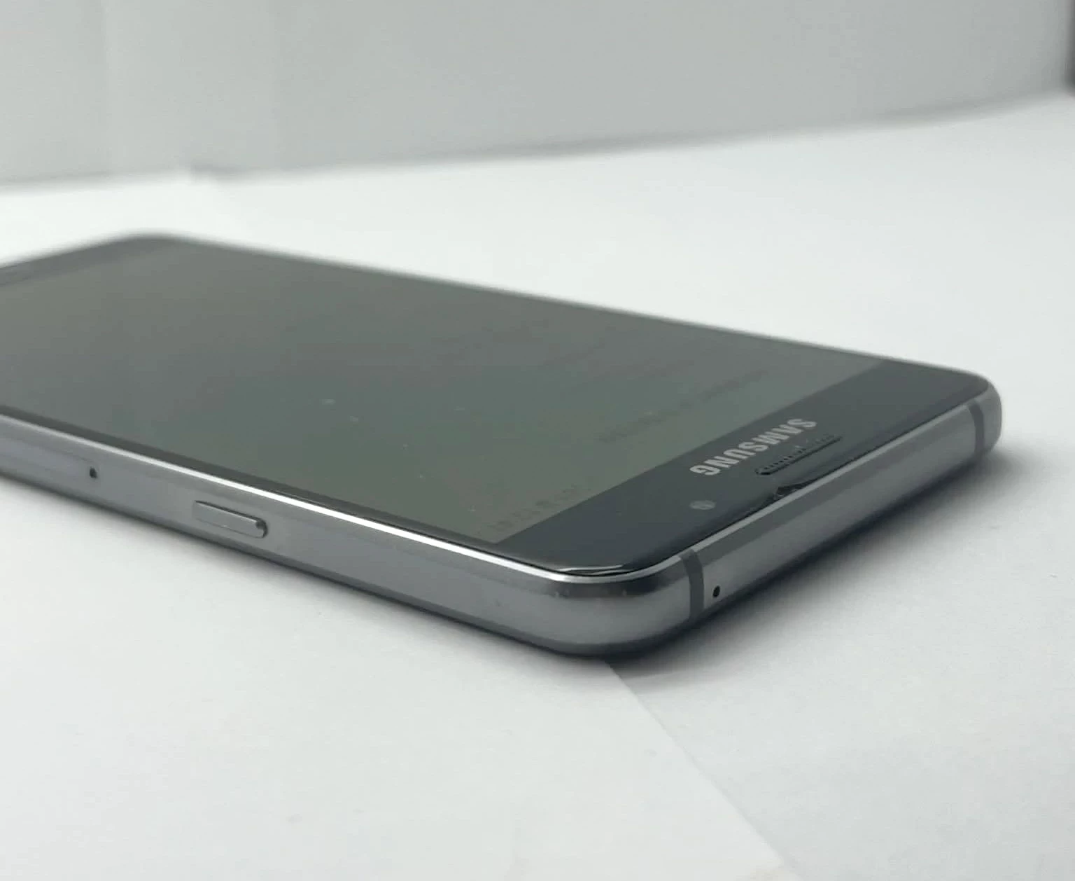 telefon-samsung-galaxy-a5-2016-sm-a510f-216gb-andr70-przekatna-ekranu-52