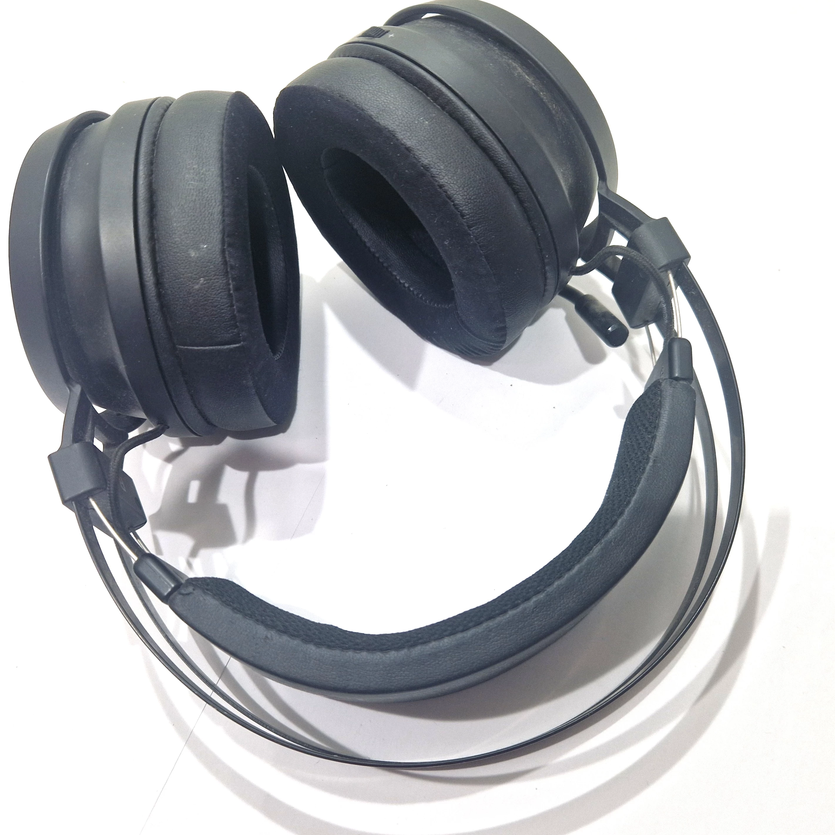 sluchawki-komputerowe-razer-nari-essential-model-nari-essential