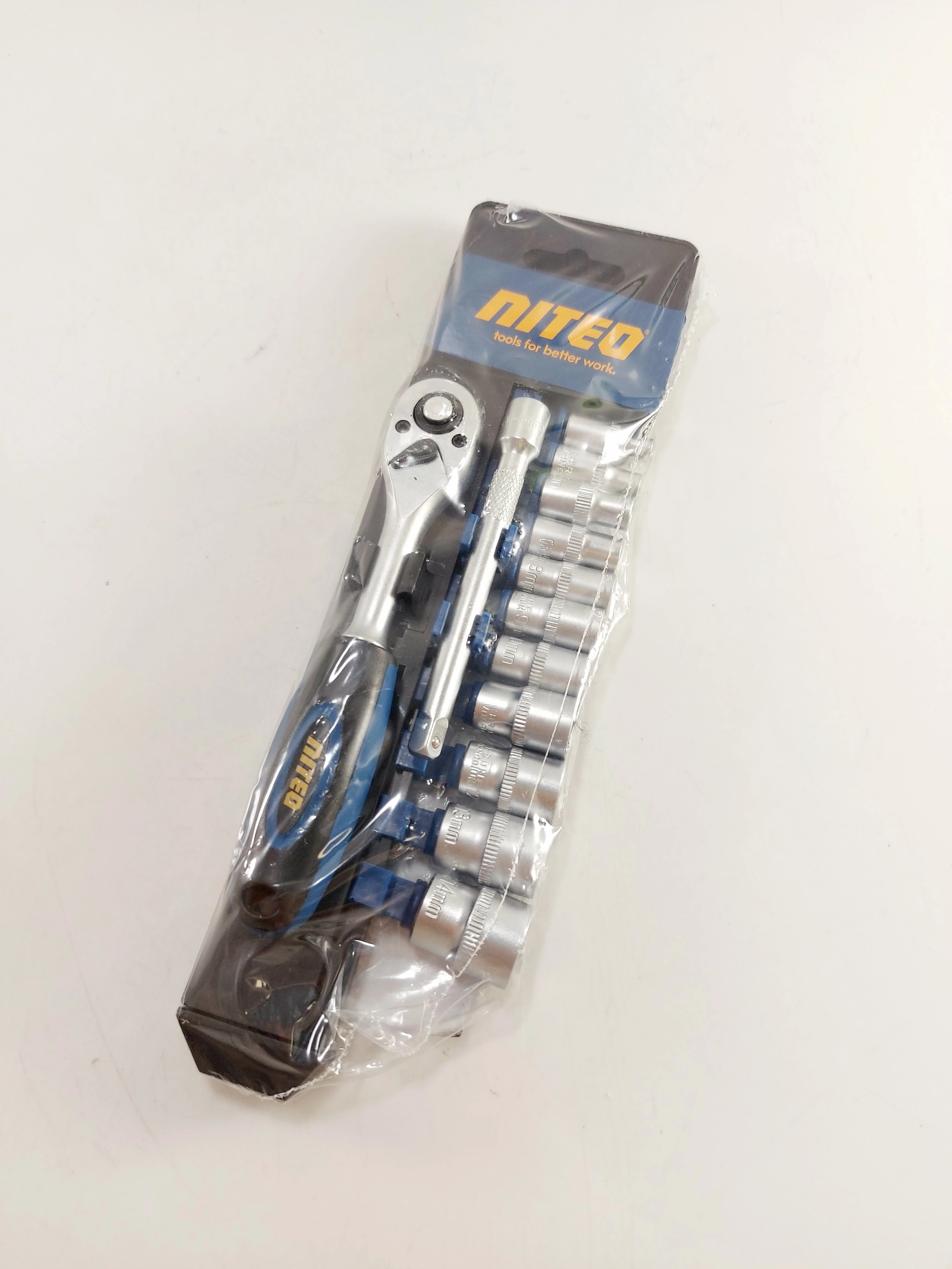 grzechotka-z-zestawem-nasadek-niteo-starolecka-63-poznan-x