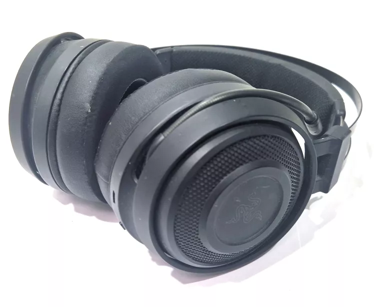 sluchawki-komputerowe-razer-nari-essential-ean-gtin-8886419371854