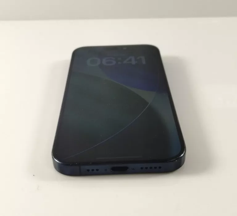 apple-iphone-15-pro-5g-128gb-bat-85-przekatna-ekranu-610