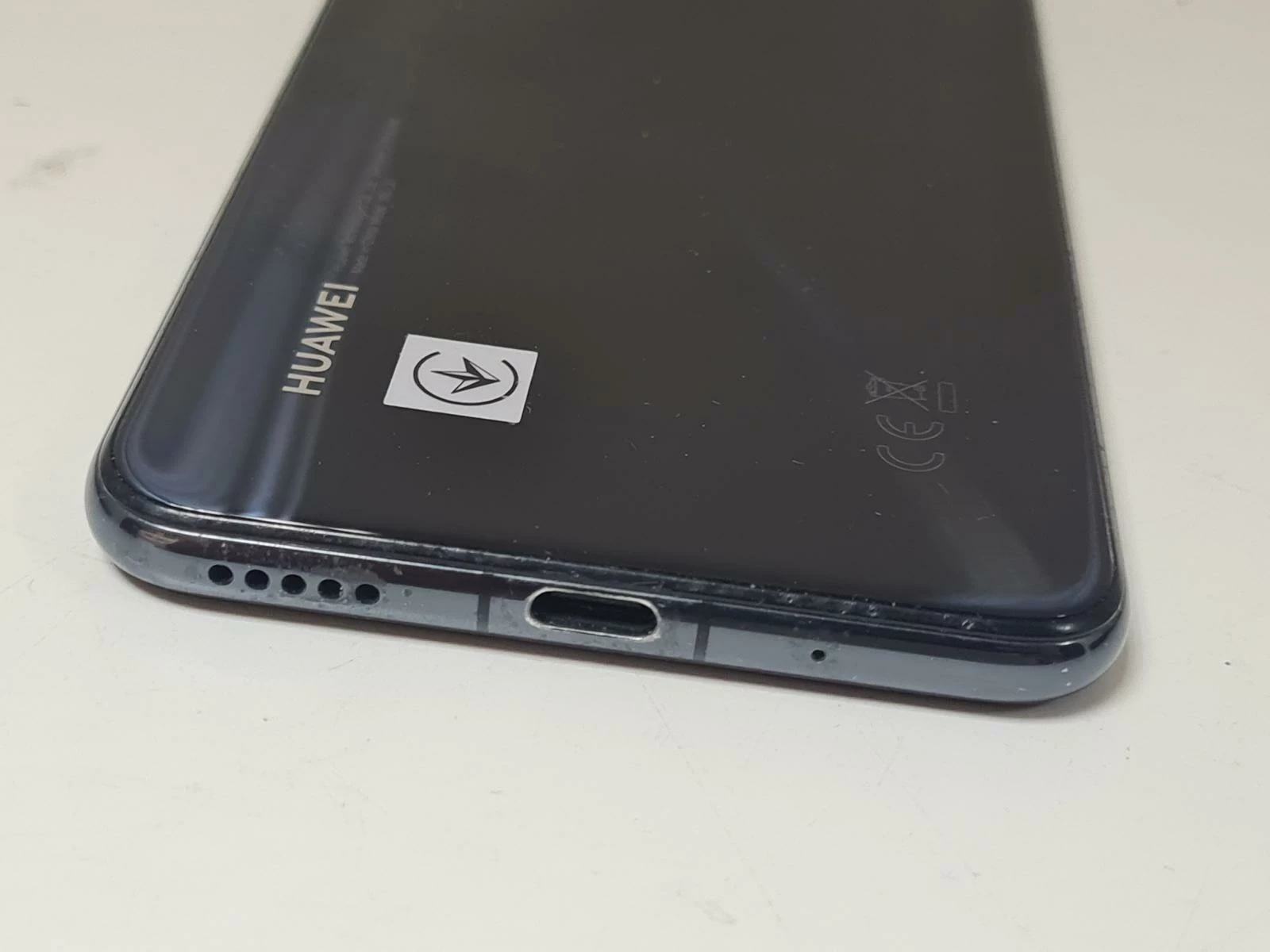 telefon-huawei-nova-5t-stan-11323-2