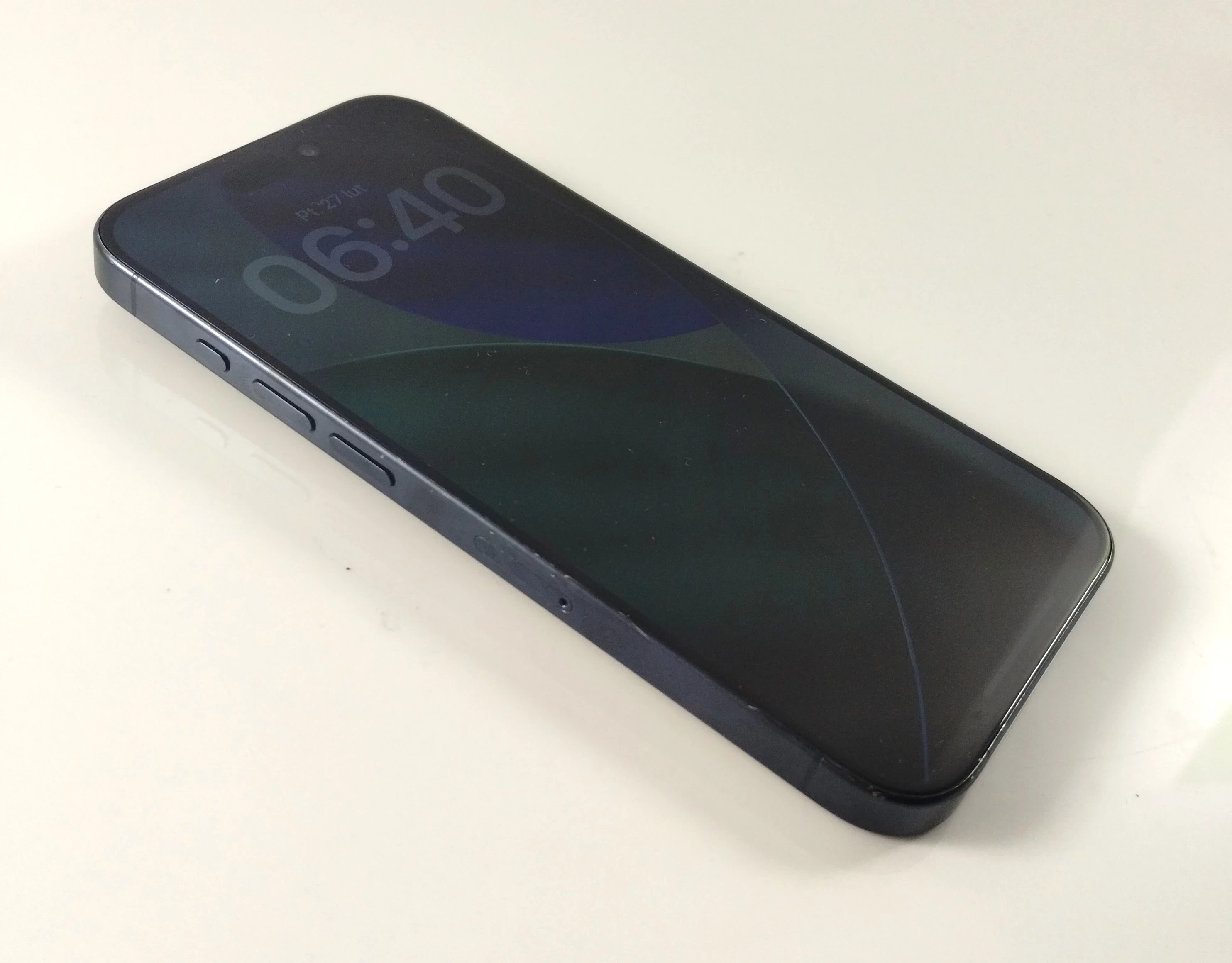 apple-iphone-15-pro-5g-128gb-bat-85-wbudowana-pamiec-202869-214189